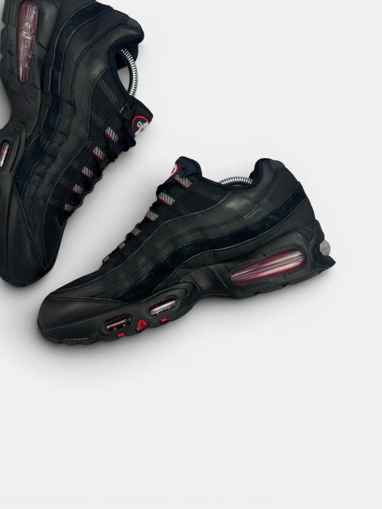 Nike Air Max 95 Racing Pack — buty sportowe męskie w dobrym stanie rozmiar 44, wewnętrzny panel prawego buta