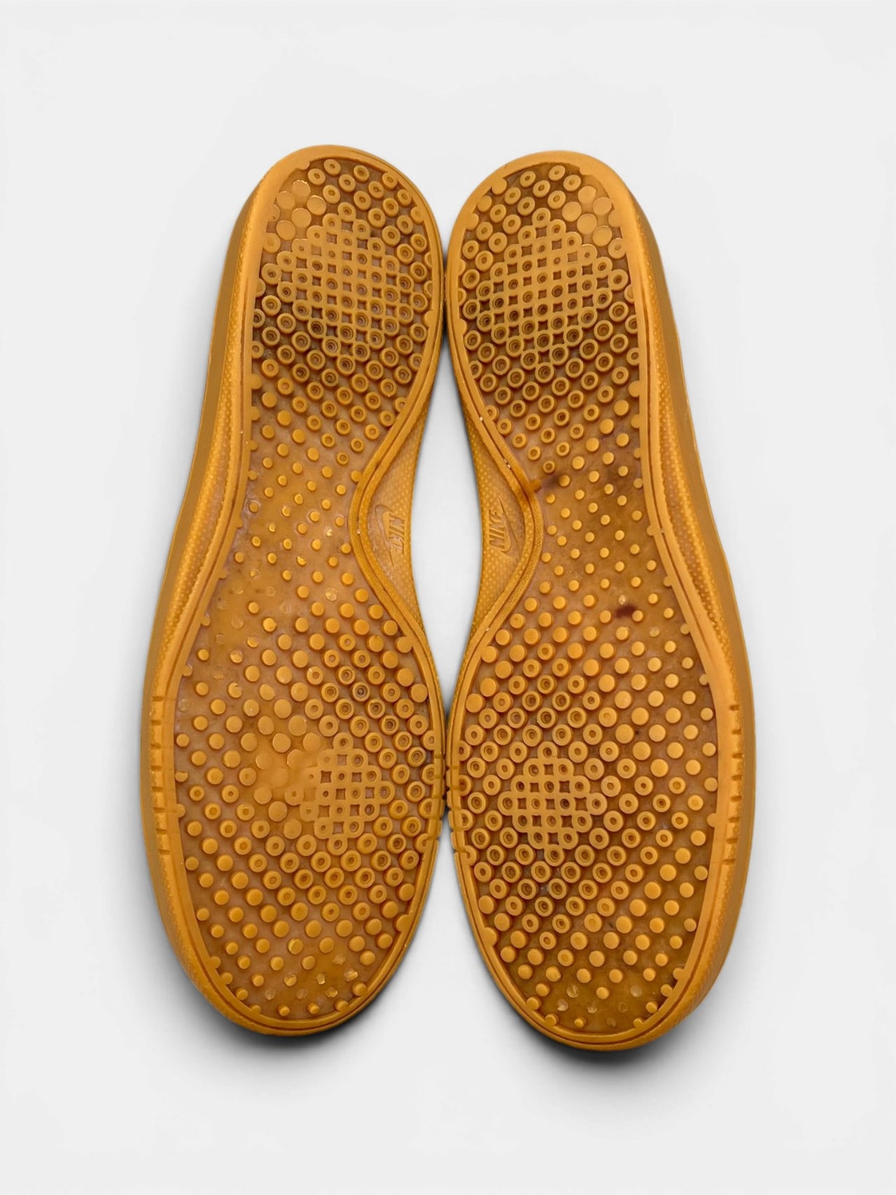 Nike Court Vintage Premium White Gum — buty sportowe męskie w bardzo dobrym stanie rozmiar 44.5, podeszwa