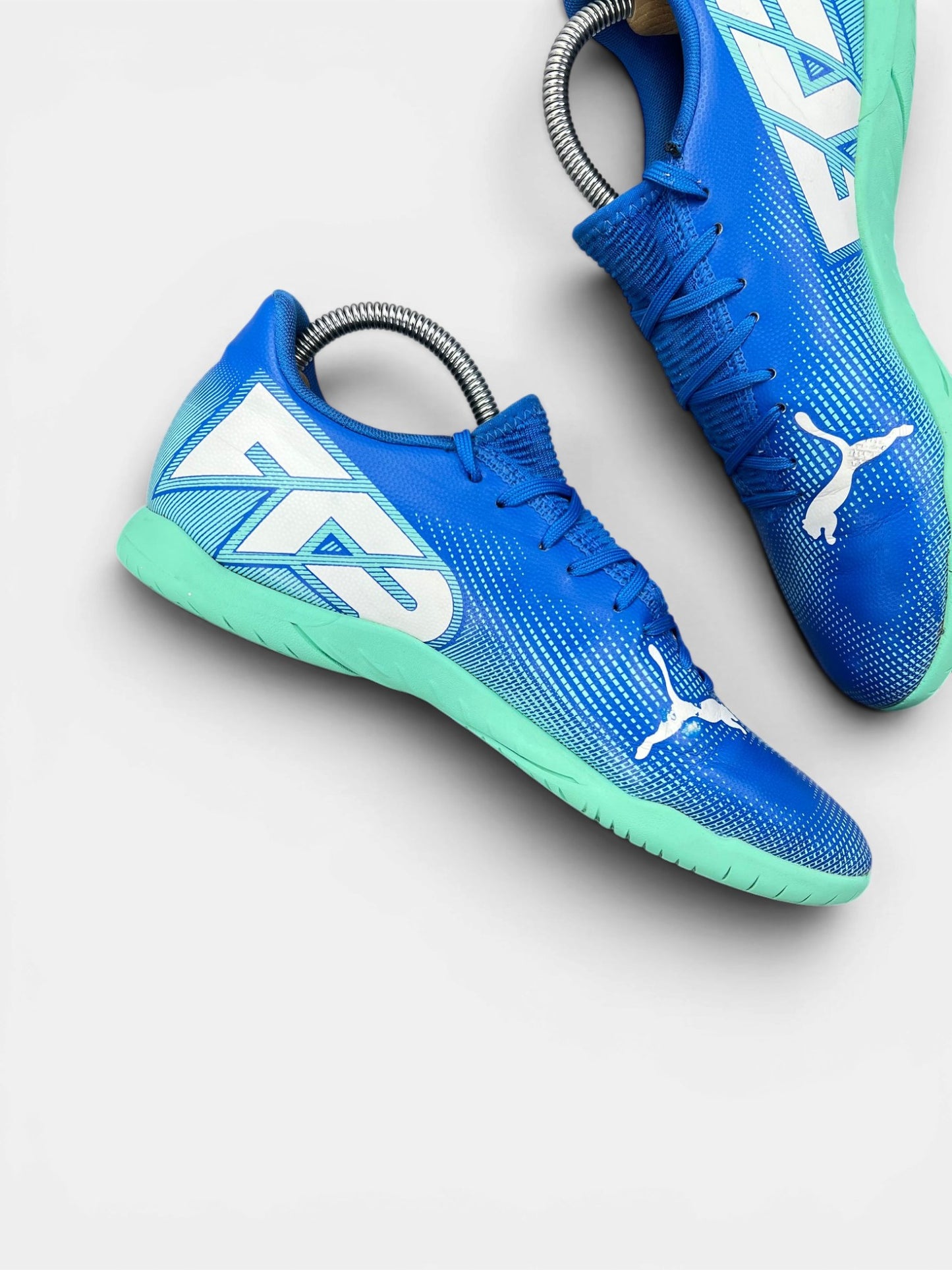 Puma Future 7 Play IT Hyperlink Blue — buty sportowe męskie w bardzo dobrym stanie rozmiar 41, wewnętrzny panel lewego buta