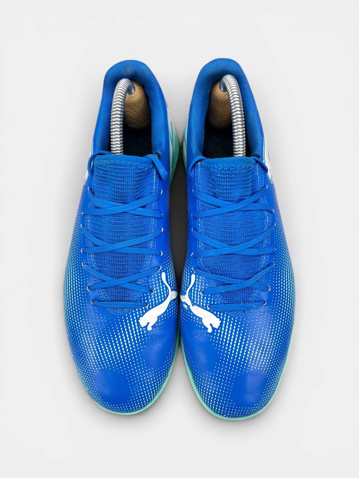Puma Future 7 Play IT Hyperlink Blue — buty sportowe męskie w bardzo dobrym stanie rozmiar 41, widok z góry