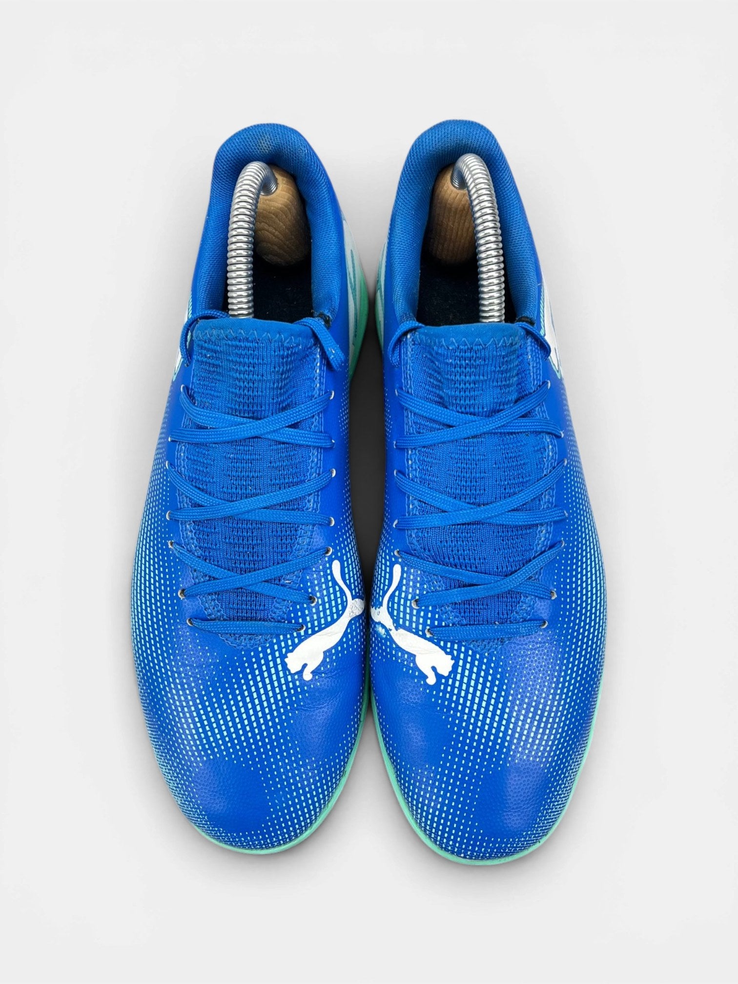Puma Future 7 Play IT Hyperlink Blue — buty sportowe męskie w bardzo dobrym stanie rozmiar 41, widok z góry