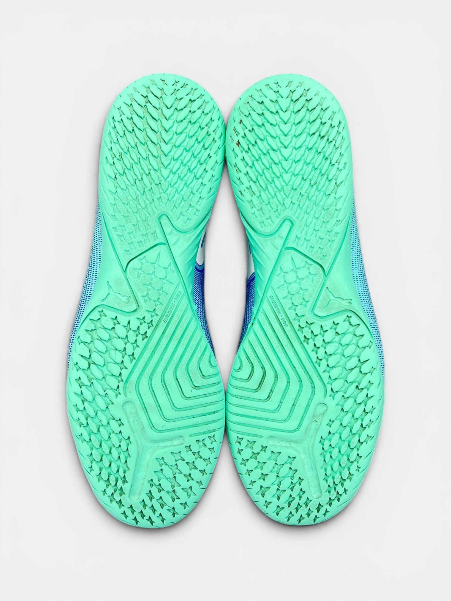 Puma Future 7 Play IT Hyperlink Blue — buty sportowe męskie w bardzo dobrym stanie rozmiar 41, podeszwa