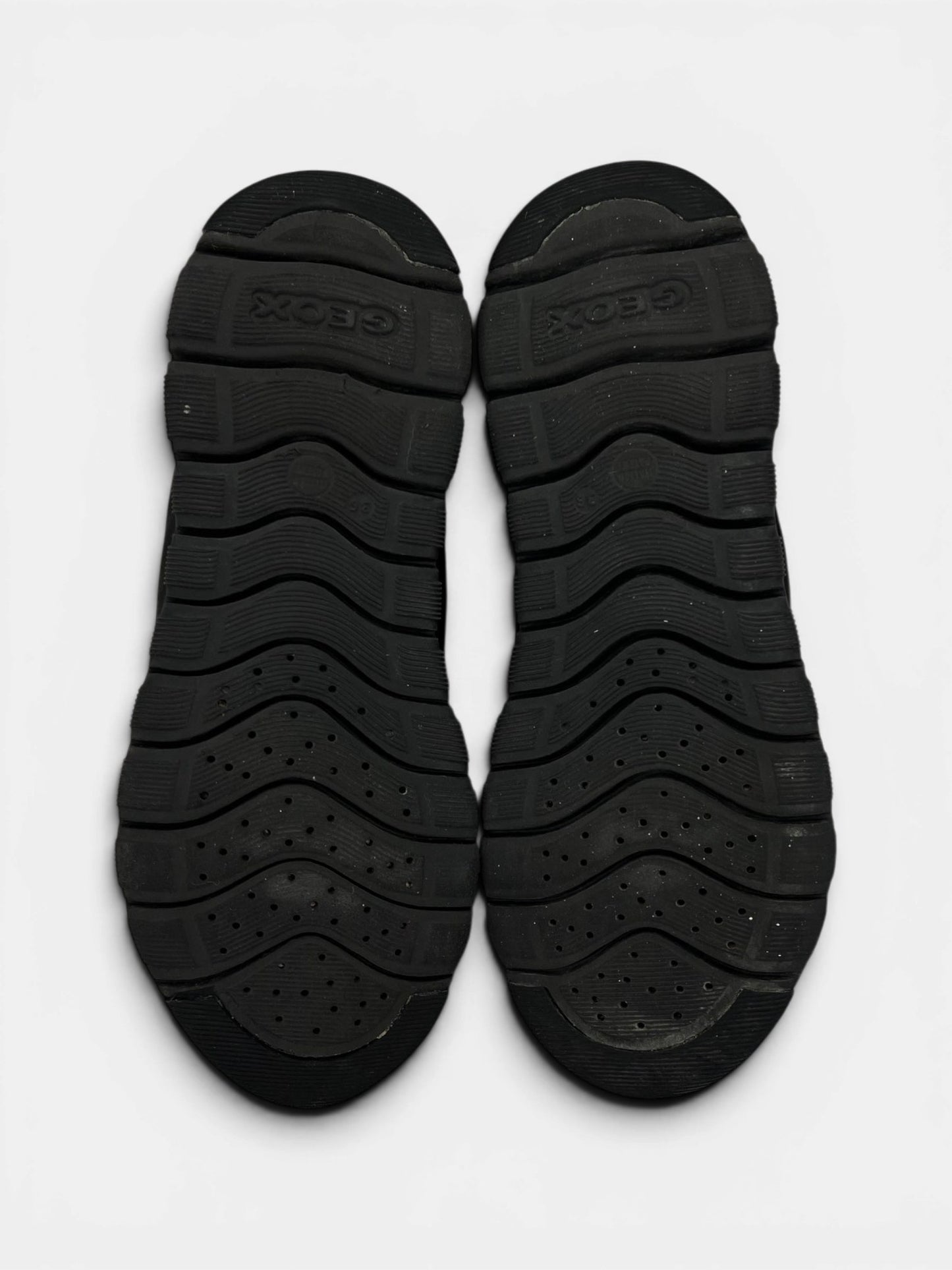 Geox J Xunday Boy, — buty sportowe damskie w bardzo dobrym stanie rozmiar 36, podeszwa