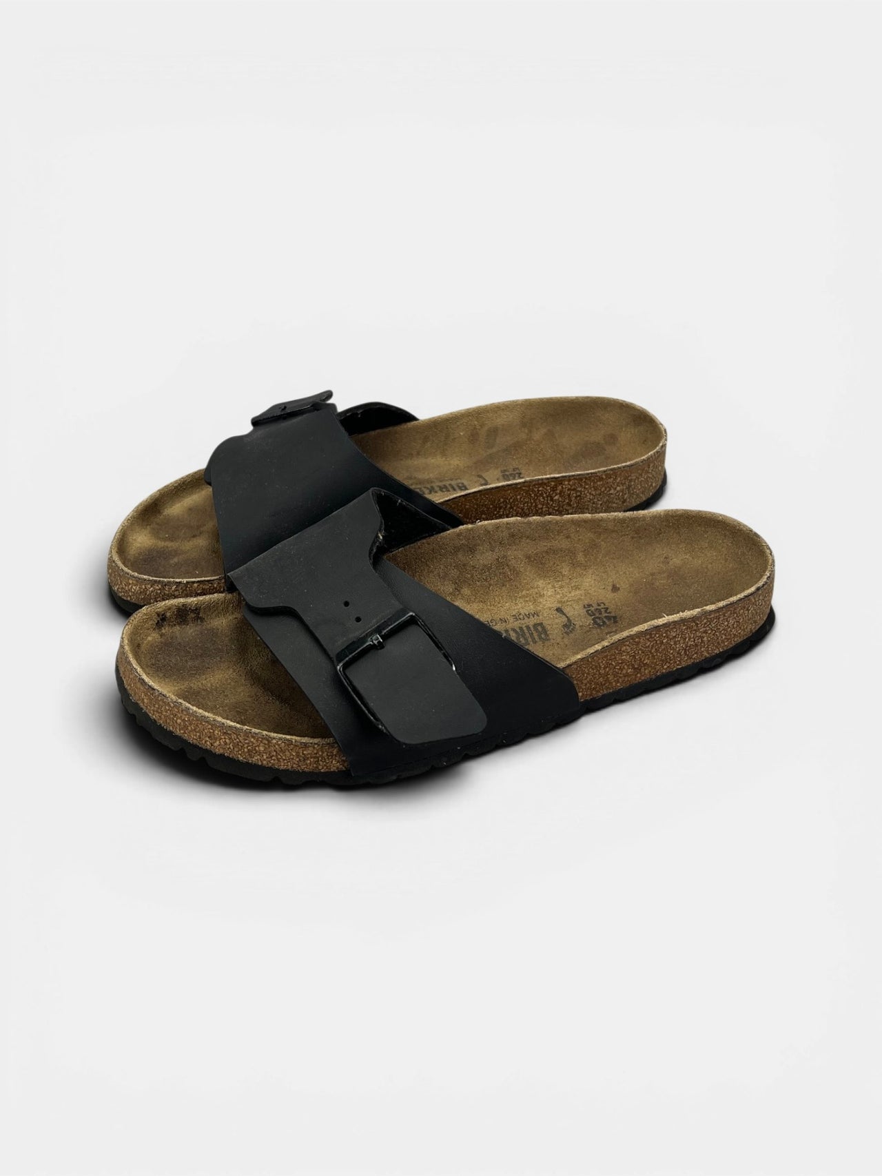 Birkenstock Catalina — buty sportowe damskie w bardzo dobrym stanie rozmiar 40, widok z boku