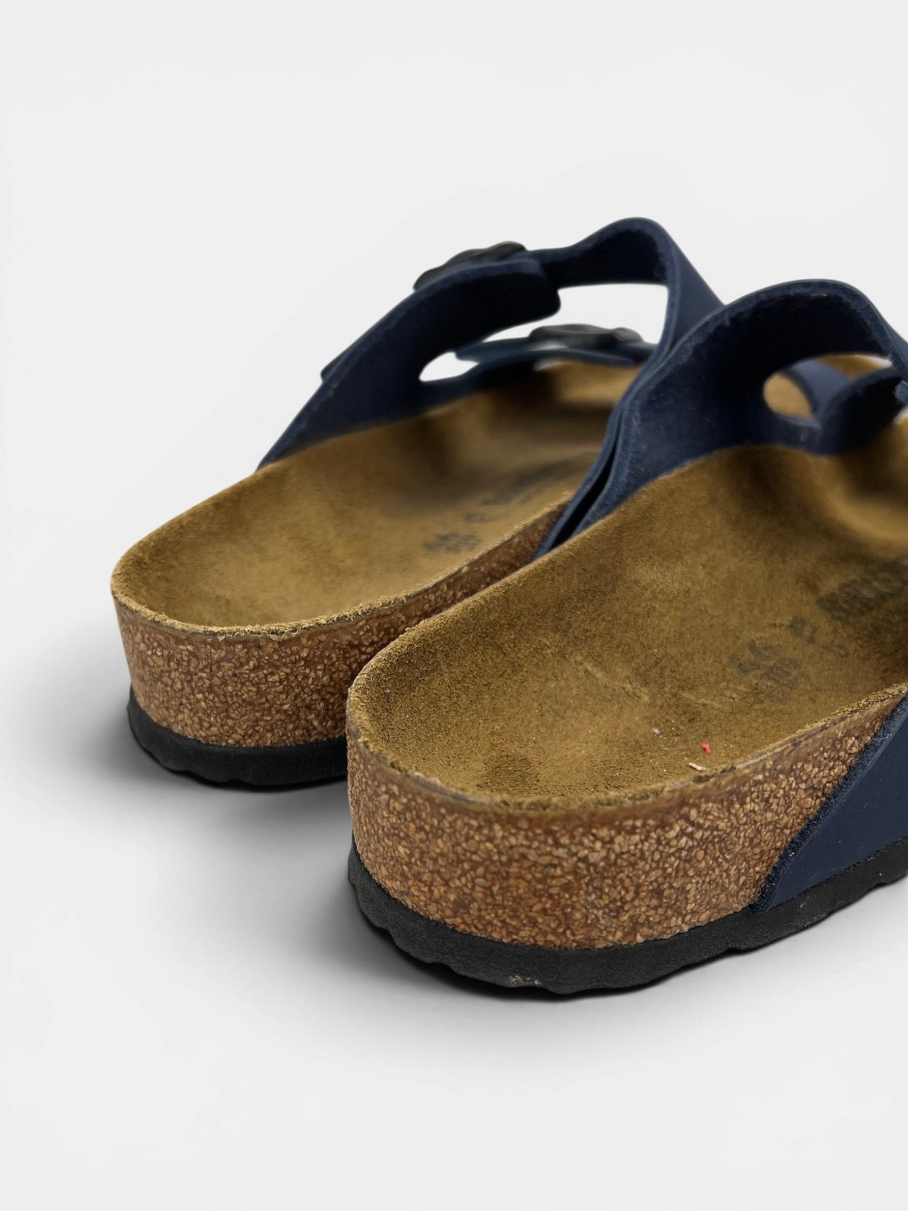 Birkenstock Arizona — buty sportowe męskie w bardzo dobrym stanie rozmiar 46, widok z góry na zewnętrzną stronę butów