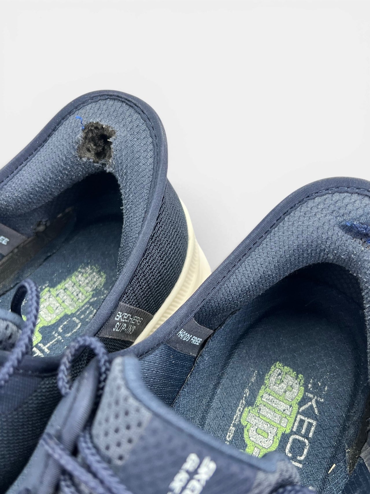 Skechers Slip-ins: Glide-Step Pro — buty sportowe męskie w bardzo dobrym stanie rozmiar 44, zapiętki butów