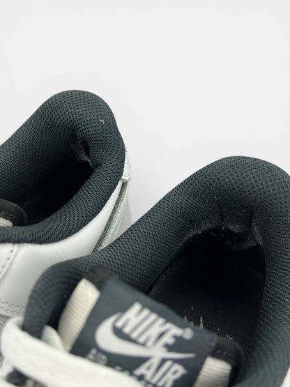 Nike Air Force 1 Low White Cordura — buty sportowe męskie w bardzo dobrym stanie rozmiar 42, zapiętki butów