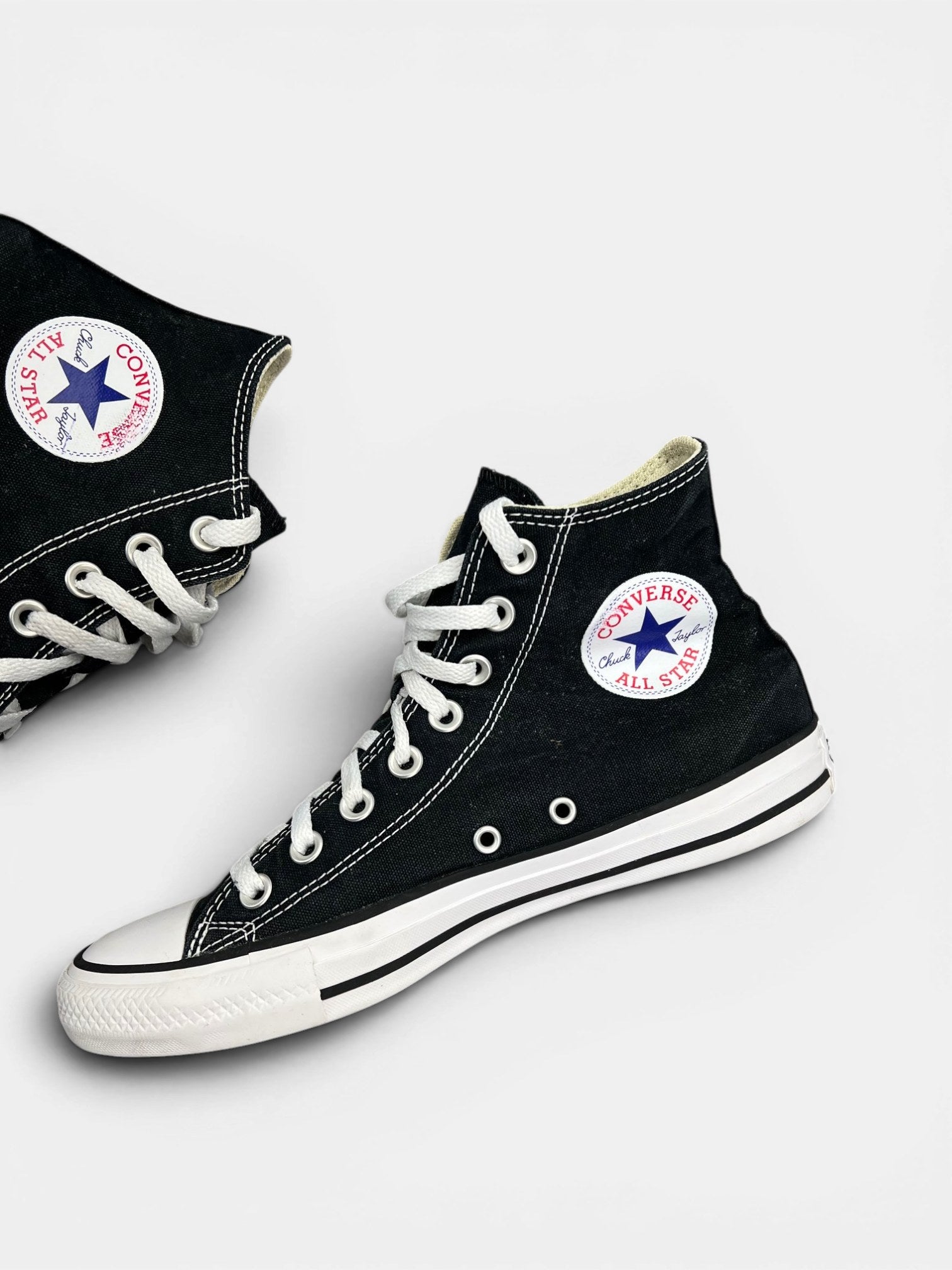 Converse Chuck Taylor All Star Hi — buty sportowe damskie w bardzo dobrym stanie rozmiar 40, wewnętrzny panel prawego buta