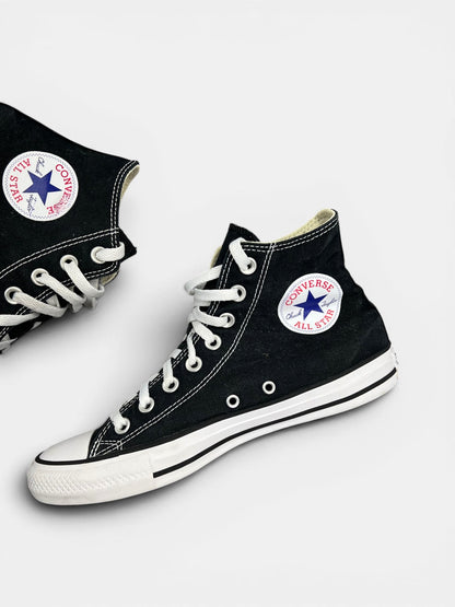 Converse Chuck Taylor All Star Hi — buty sportowe damskie w bardzo dobrym stanie rozmiar 40, wewnętrzny panel prawego buta