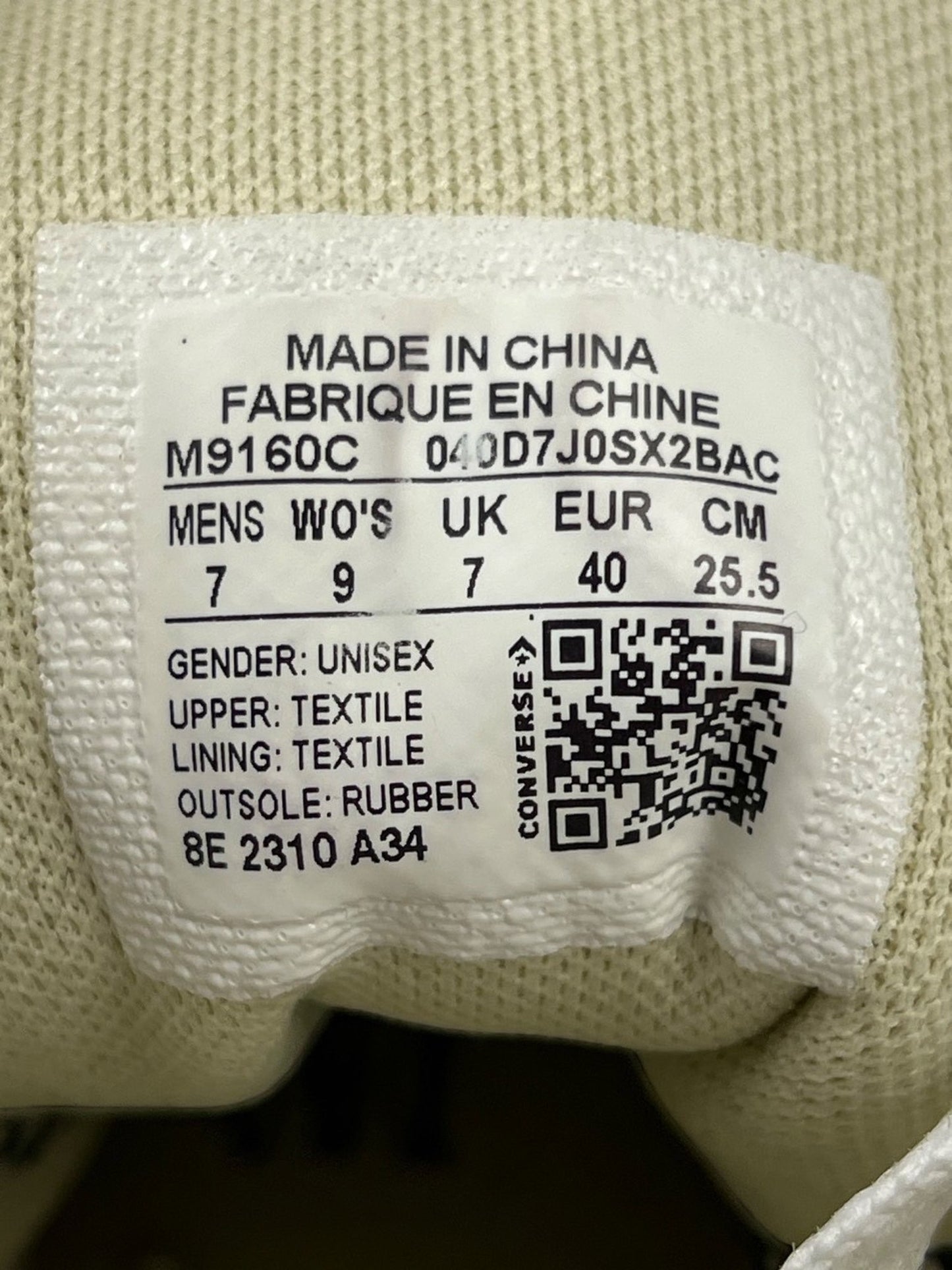 Converse Chuck Taylor All Star Hi — buty sportowe damskie w bardzo dobrym stanie rozmiar 40, zapiętki butów