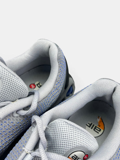 Nike Air Max DN — buty sportowe męskie w bardzo dobrym stanie rozmiar 43, zapiętki butów