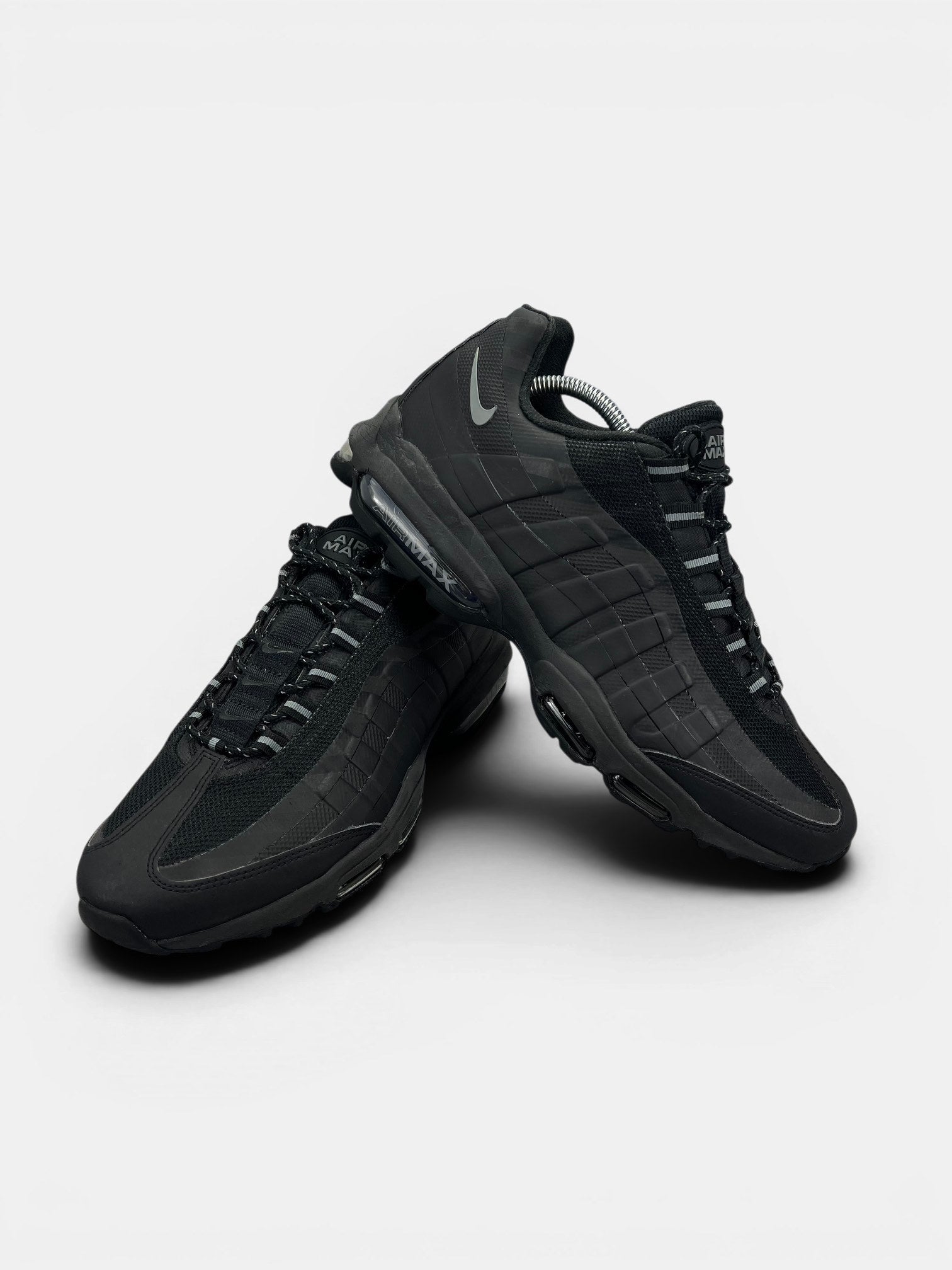 Nike Air Max 95 Ultra “Black / Grey” Ultra Black Grey — buty sportowe męskie w bardzo dobrym stanie rozmiar 44.5, boczny profil