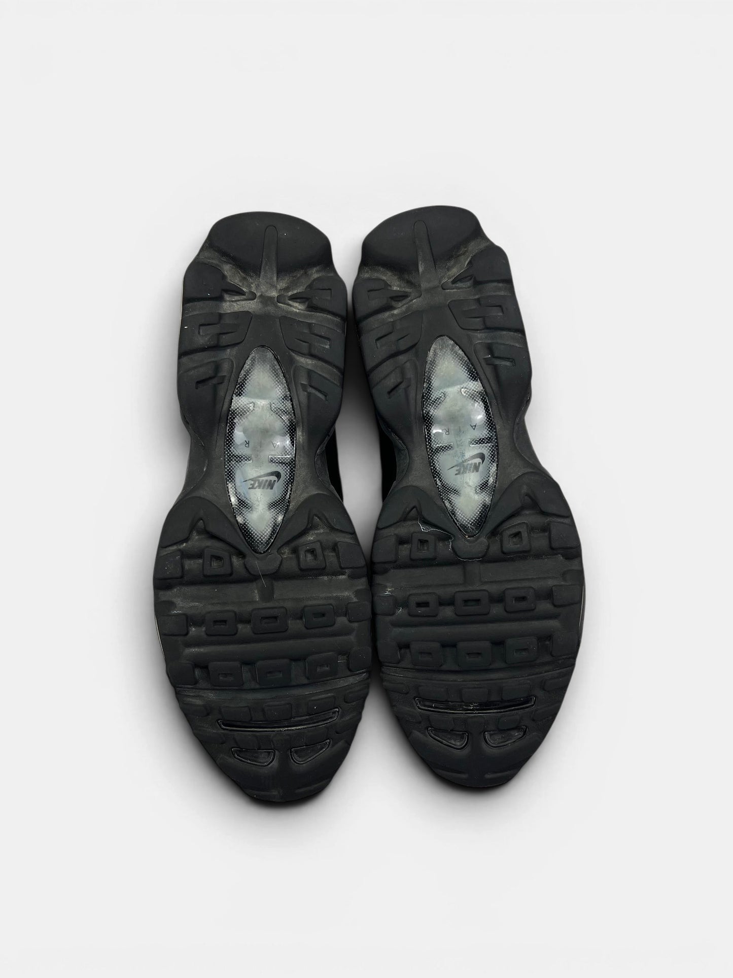 Nike Air Max 95 Ultra “Black / Grey” Ultra Black Grey — buty sportowe męskie w bardzo dobrym stanie rozmiar 44.5, podeszwa