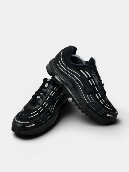 Nike Air Max TL 2.5 Black/Metallic Silver — buty sportowe męskie w bardzo dobrym stanie rozmiar 44.5, boczny profil