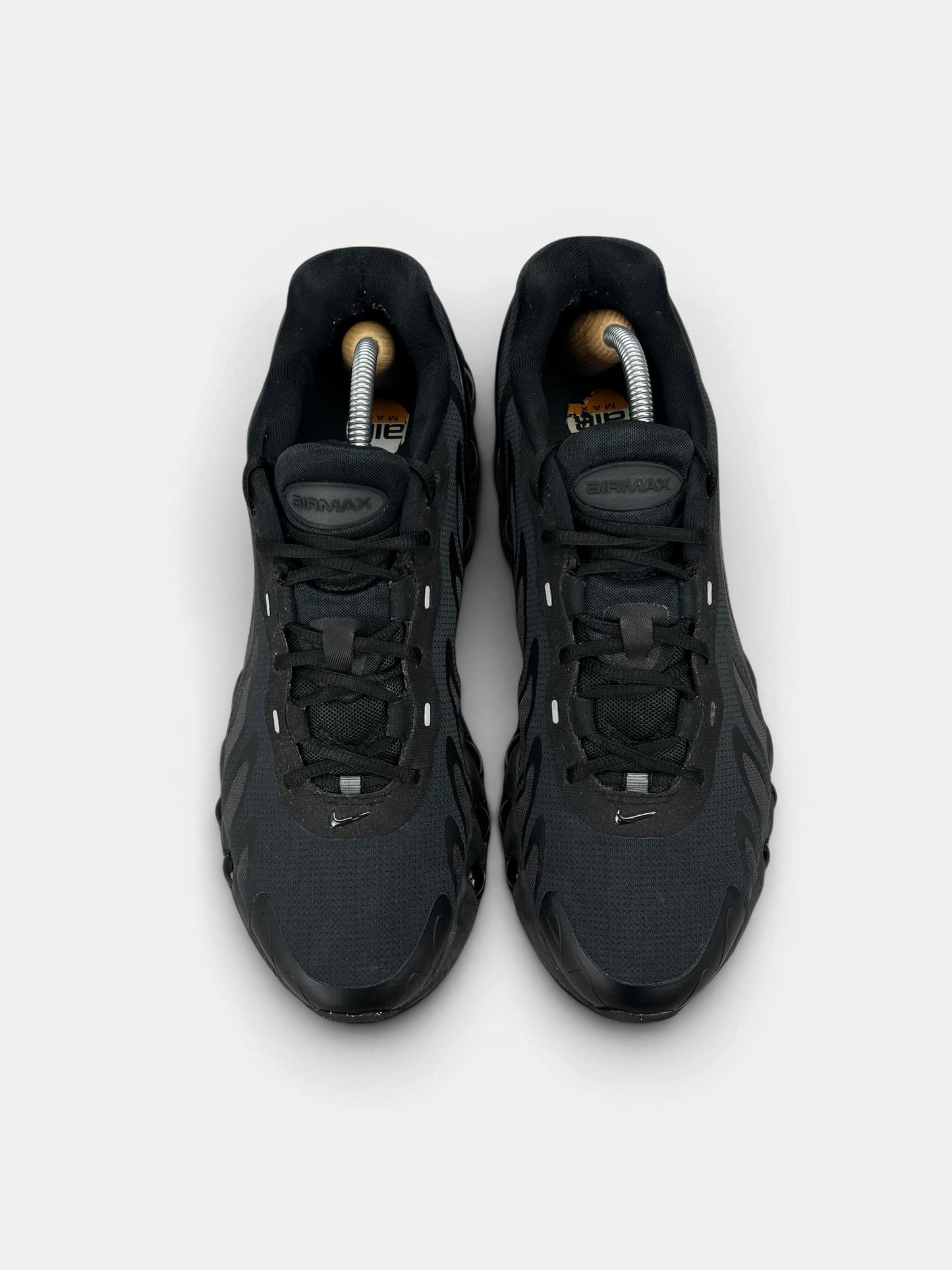 Nike Air Max Dn8 — buty sportowe męskie w bardzo dobrym stanie rozmiar 44, widok z góry