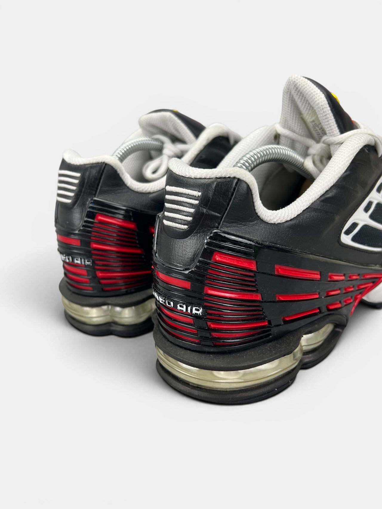 Nike Air Max Plus 3 III (TN) Black University Red — buty sportowe damskie w bardzo dobrym stanie rozmiar 44, widok z tyłu