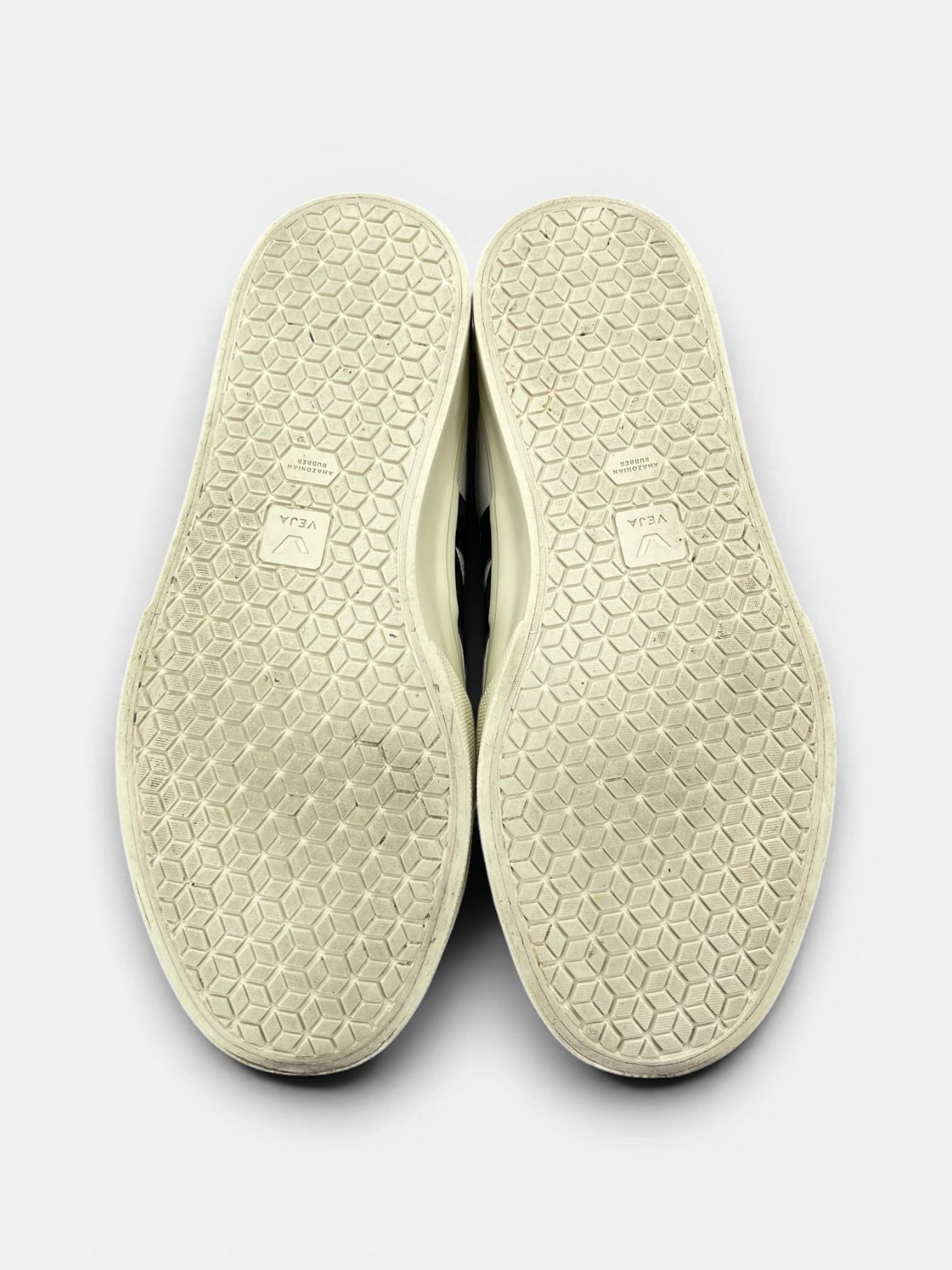 Veja Recife Logo ChromeFree — buty sportowe damskie w bardzo dobrym stanie rozmiar 39, podeszwa