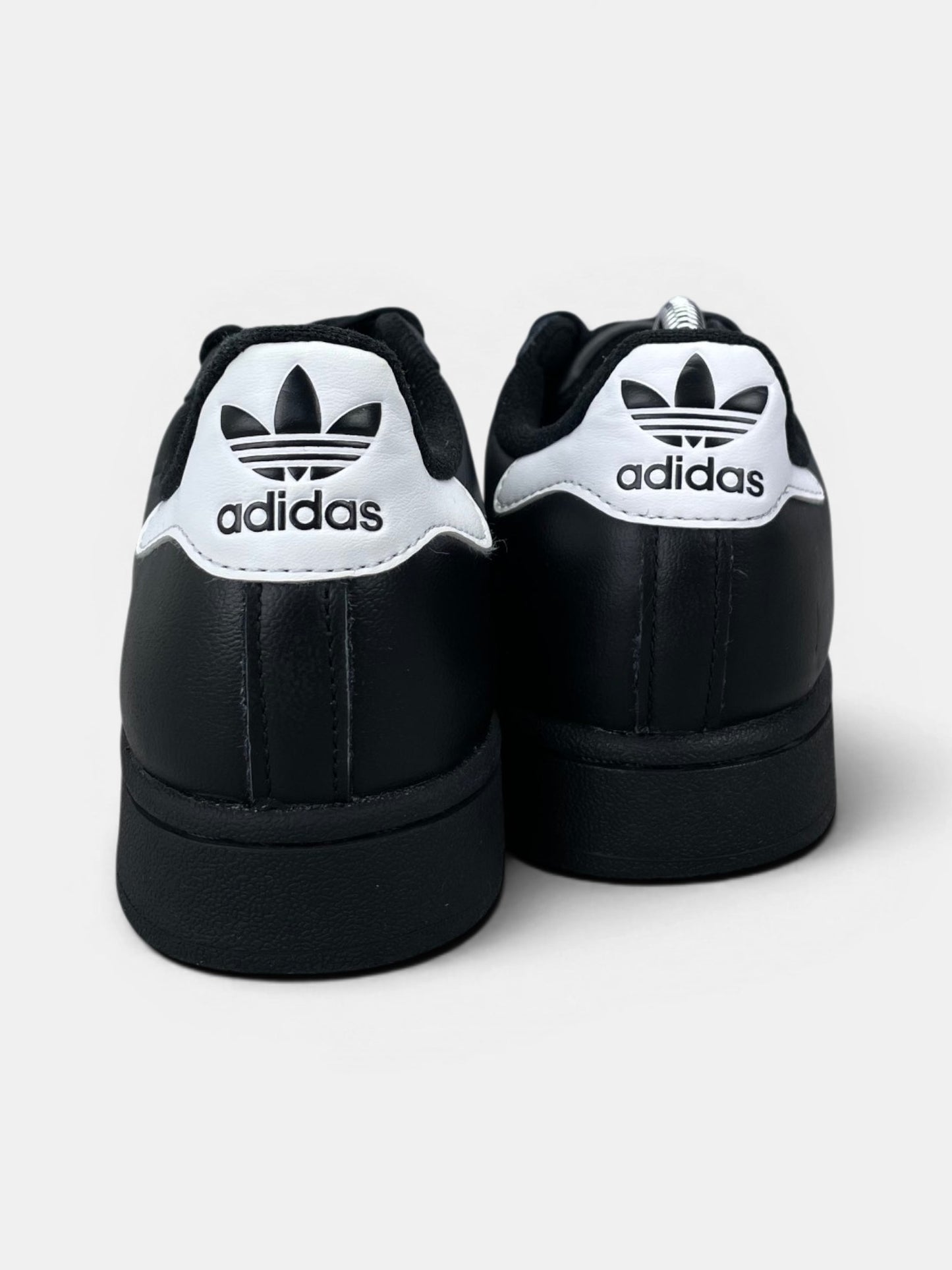 Adidas Superstar II — buty sportowe damskie w bardzo dobrym stanie rozmiar 37 1/3, widok z tyłu