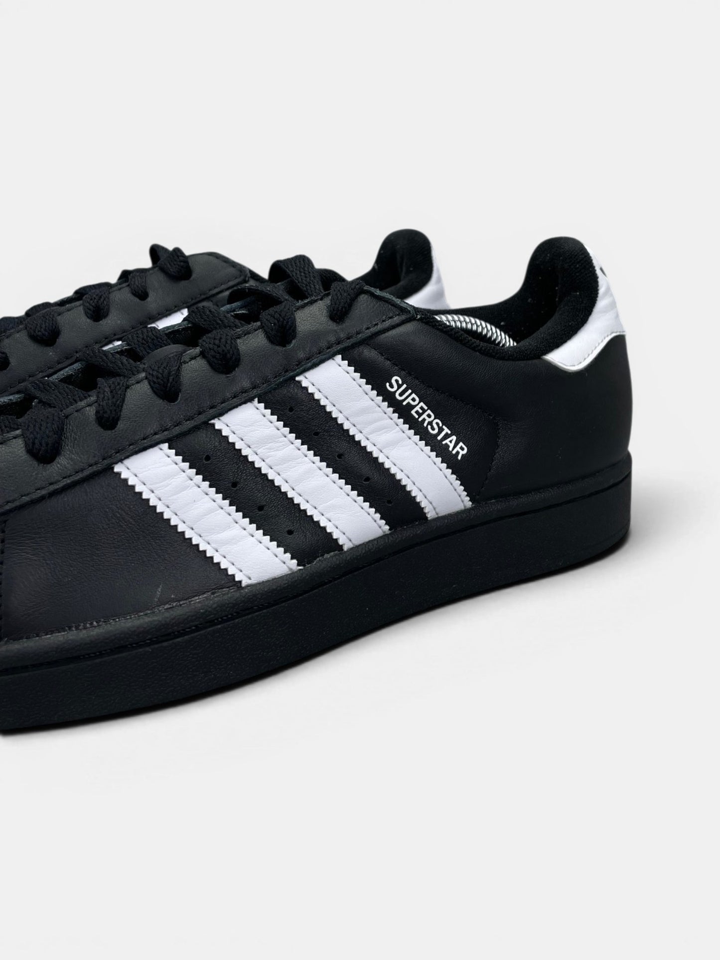 Adidas Superstar II Black White — buty sportowe męskie w bardzo dobrym stanie rozmiar 41 1/3, opcjonalne zdjęcie 1