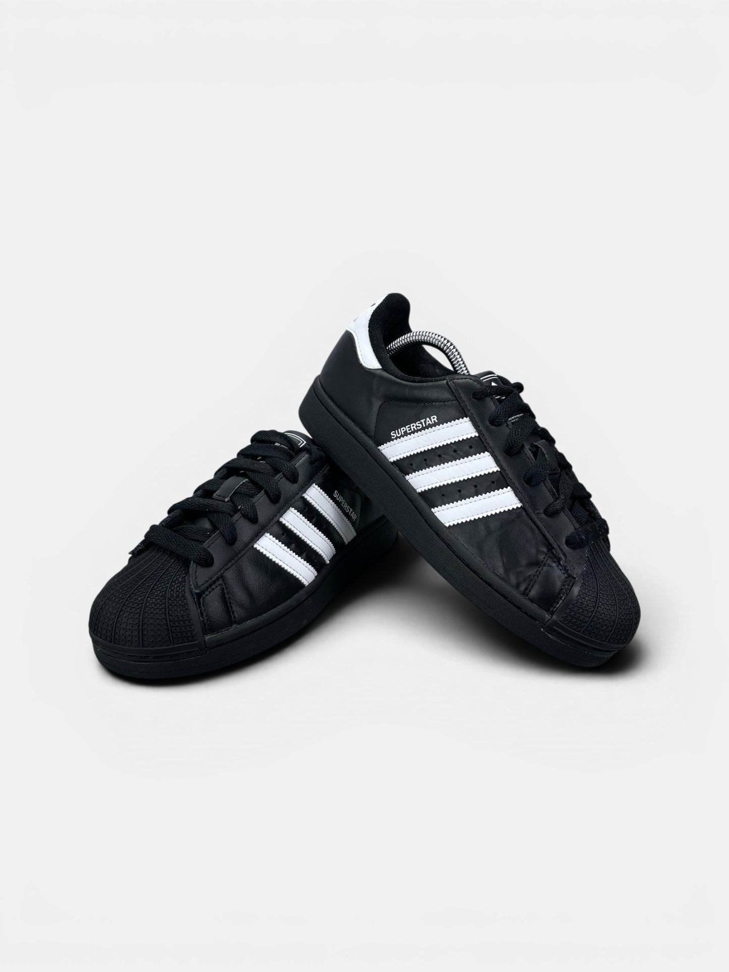 Adidas Superstar II — buty sportowe damskie w bardzo dobrym stanie rozmiar 38 2/3, boczny profil