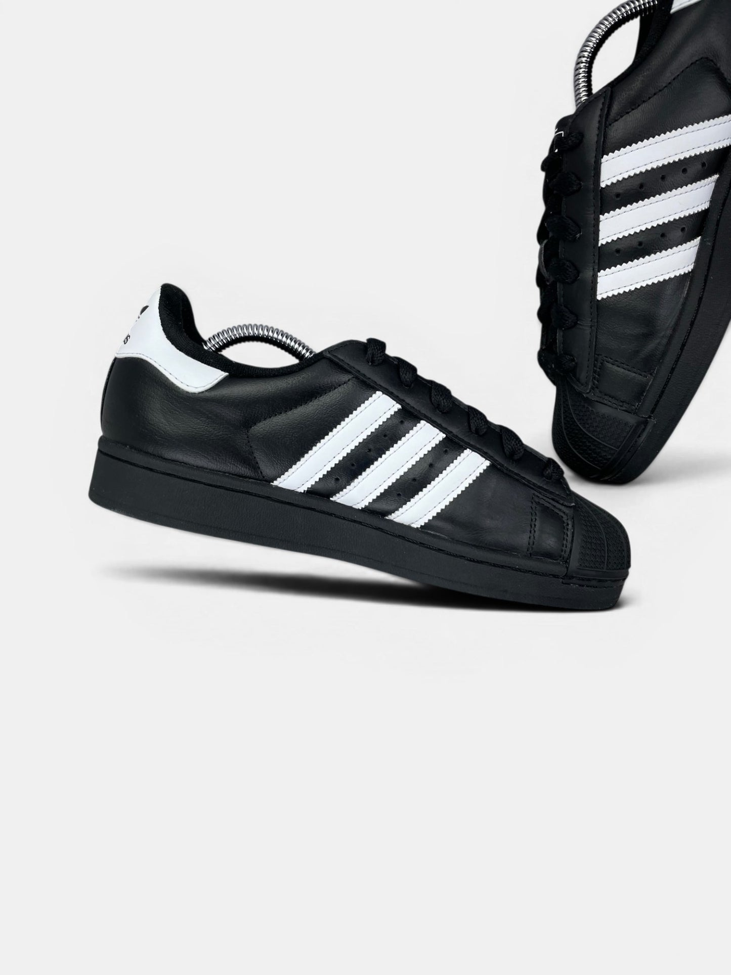 Adidas Superstar II — buty sportowe damskie w bardzo dobrym stanie rozmiar 38 2/3, wewnętrzny panel prawego buta
