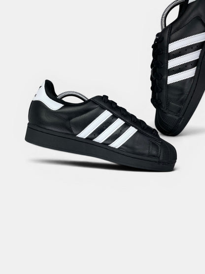 Adidas Superstar II — buty sportowe damskie w bardzo dobrym stanie rozmiar 38 2/3, wewnętrzny panel prawego buta