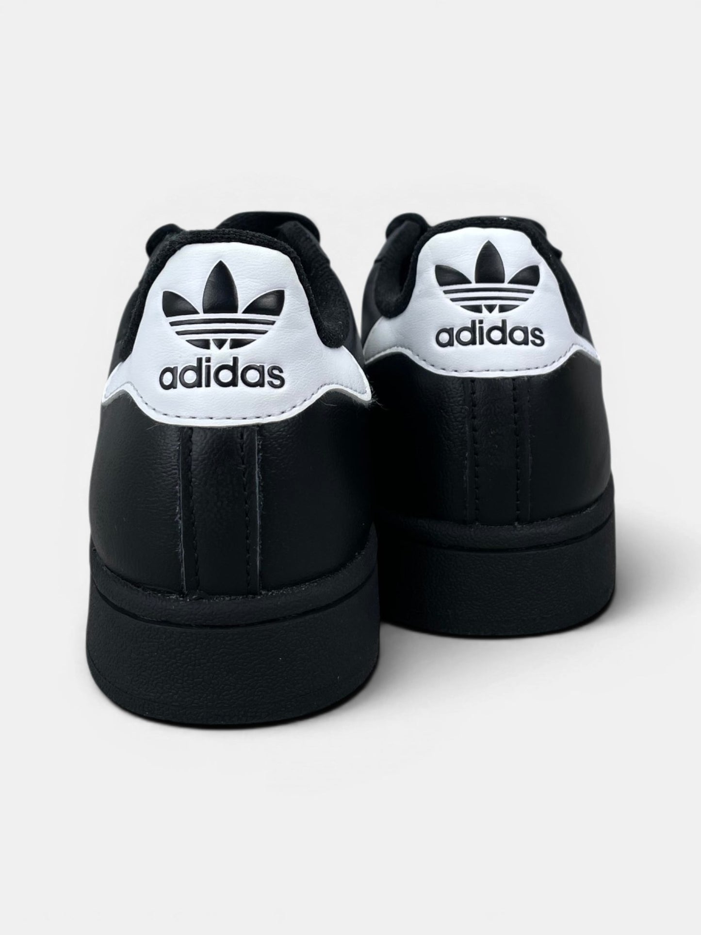 Adidas Superstar II — buty sportowe damskie w bardzo dobrym stanie rozmiar 38 2/3, widok z tyłu
