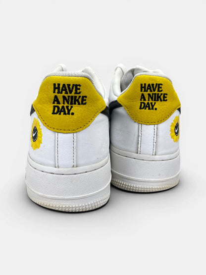 Nike Air Force 1 Low Have A Nike Day — buty sportowe męskie w bardzo dobrym stanie rozmiar 46, widok z tyłu