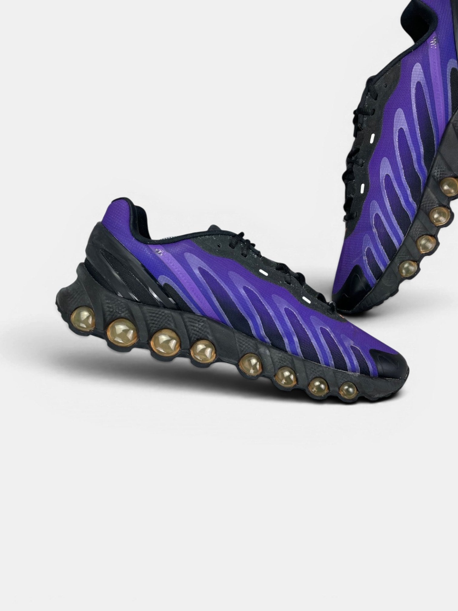 Nike Air Max DN8 Fierce Purple — buty sportowe męskie w bardzo dobrym stanie rozmiar 45.5, wewnętrzny panel lewego buta