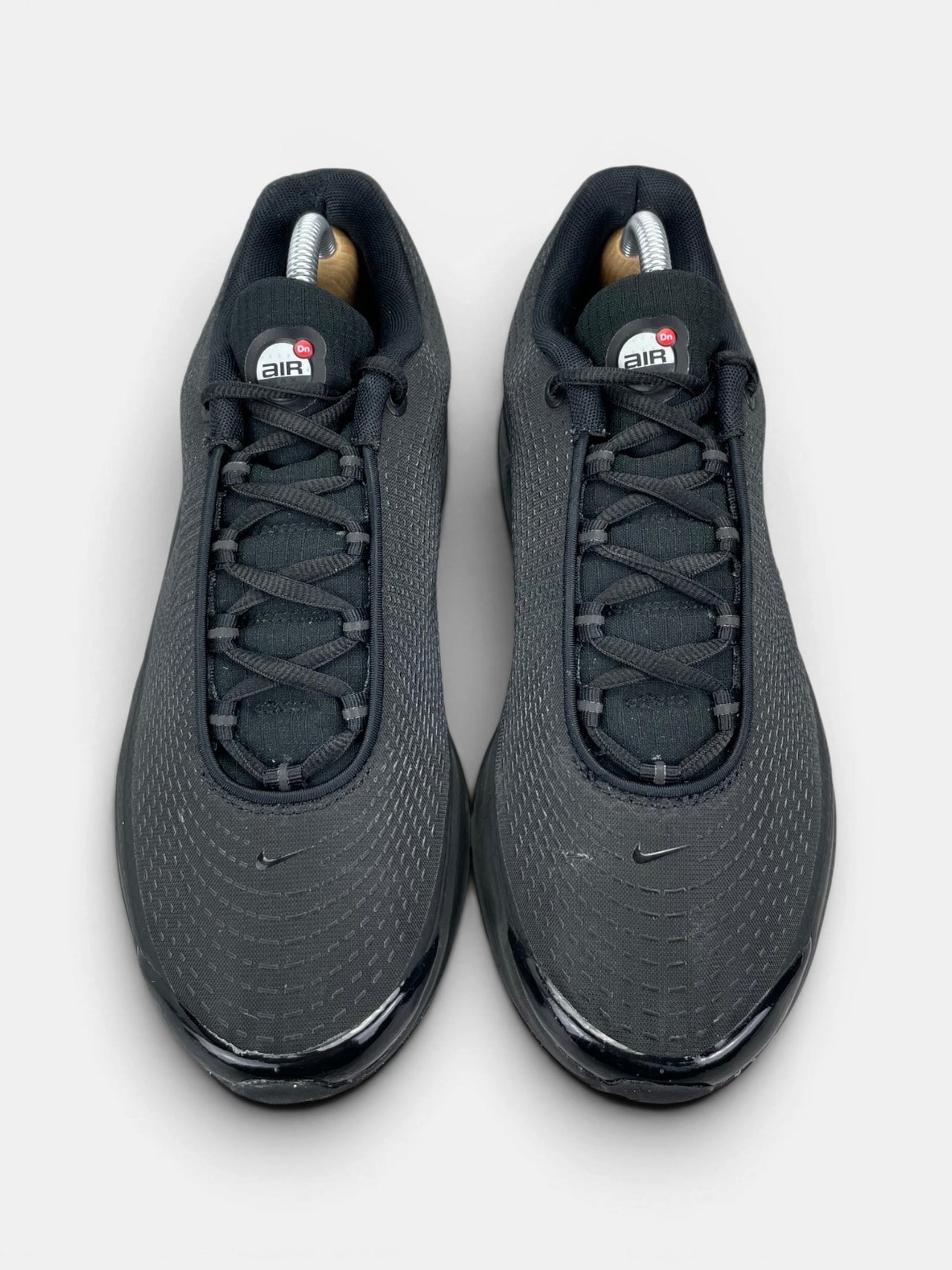 Nike Air Max DN Black Green Strike — buty sportowe męskie w bardzo dobrym stanie rozmiar 42, widok z góry
