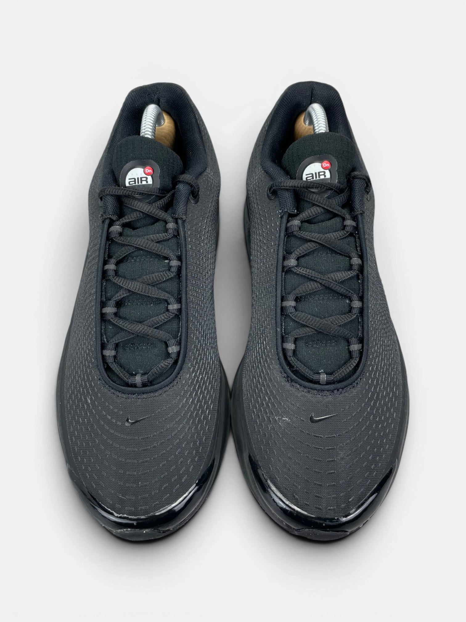 Nike Air Max DN Black Green Strike — buty sportowe męskie w bardzo dobrym stanie rozmiar 42, widok z góry