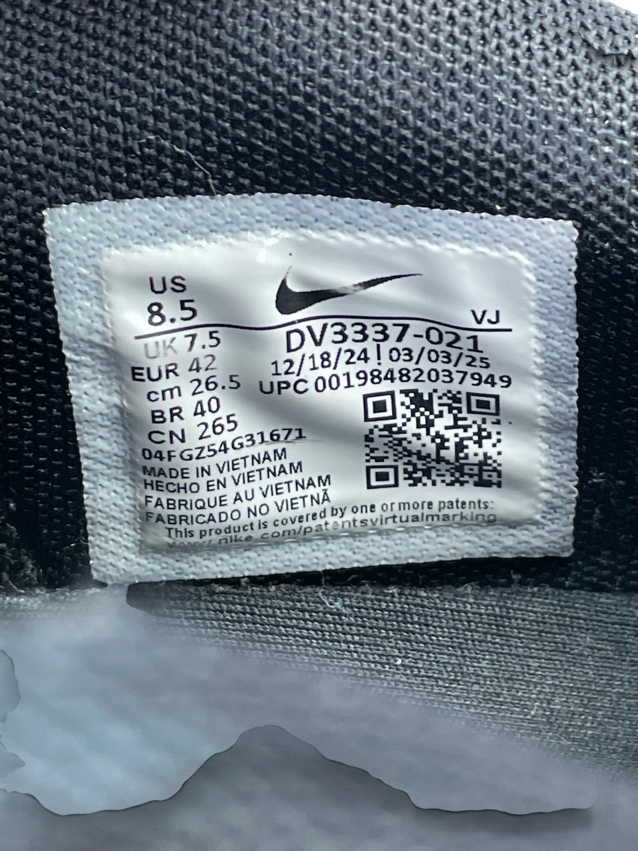 Nike Air Max DN Black Green Strike — buty sportowe męskie w bardzo dobrym stanie rozmiar 42, opcjonalne zdjęcie 2