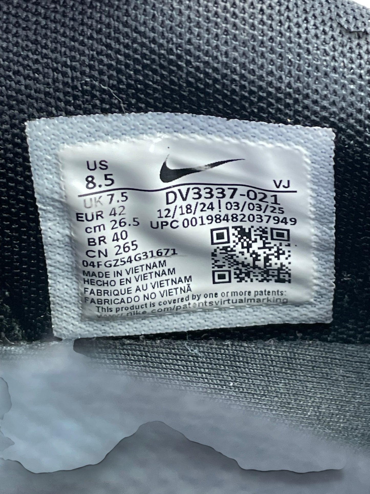 Nike Air Max DN Black Green Strike — buty sportowe męskie w bardzo dobrym stanie rozmiar 42, opcjonalne zdjęcie 2