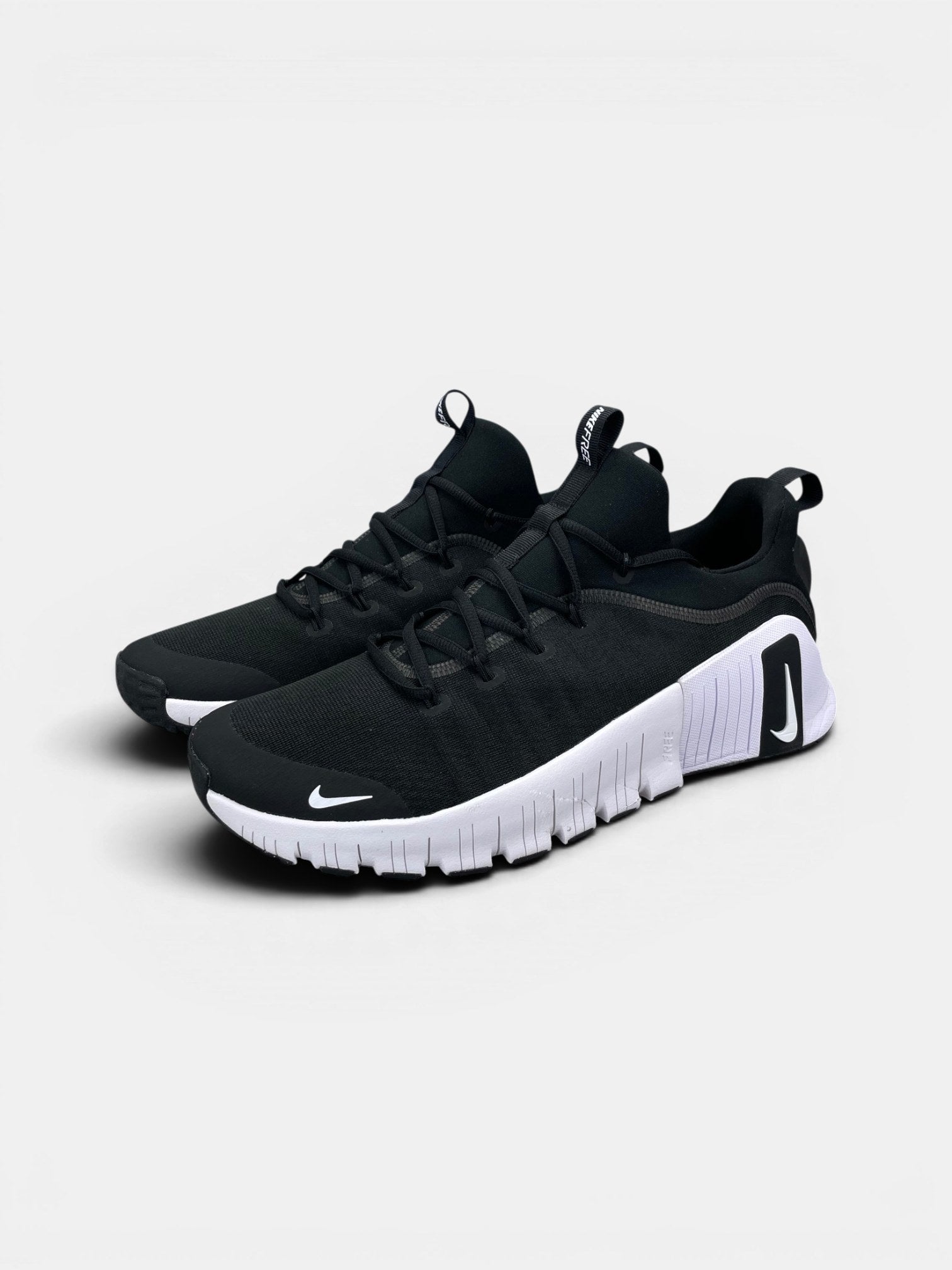 Nike Free Metcon 6 — buty sportowe męskie w bardzo dobrym stanie rozmiar 47.5, widok z boku