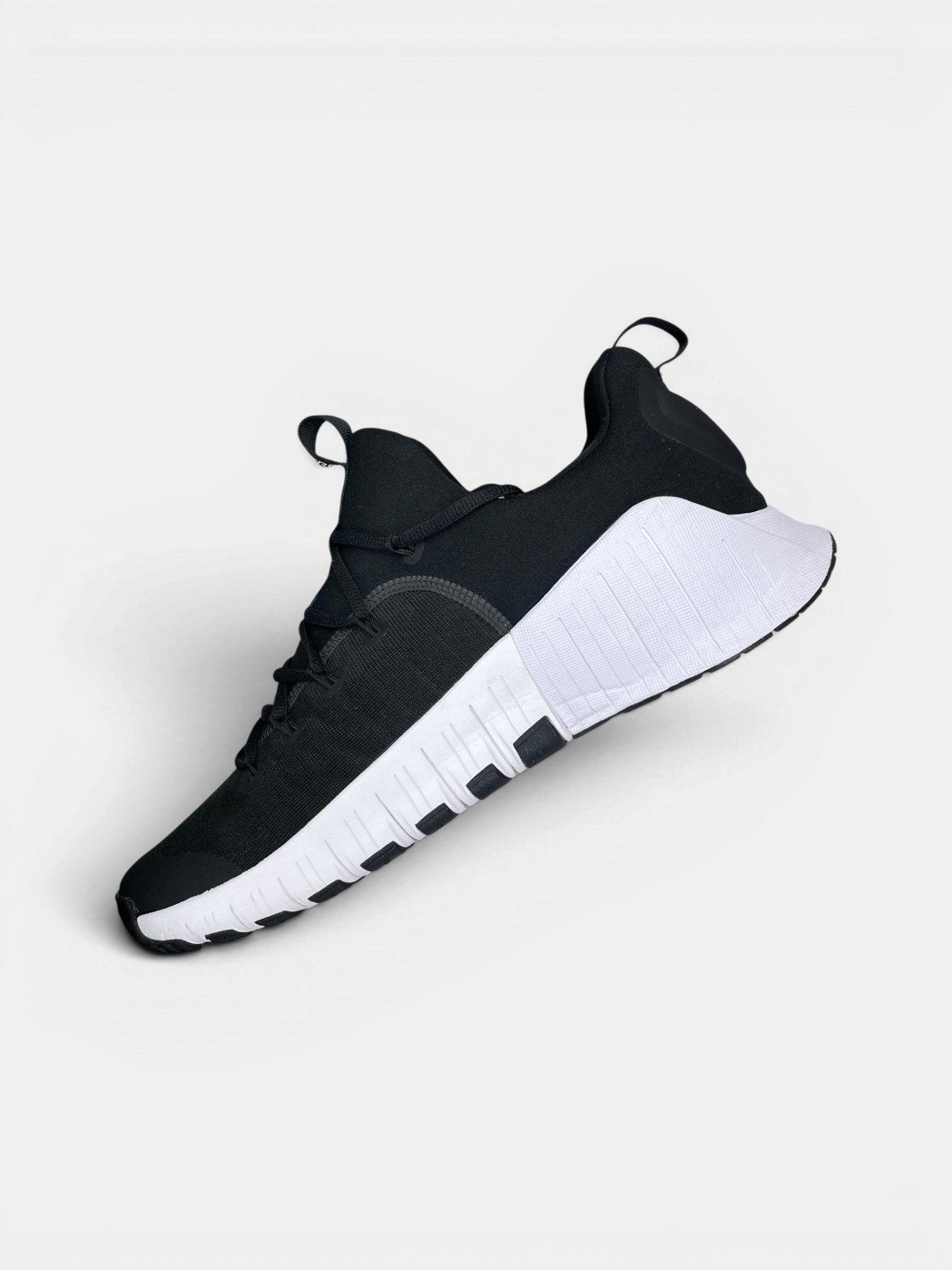 Nike Free Metcon 6 — buty sportowe męskie w bardzo dobrym stanie rozmiar 47.5, wewnętrzny panel prawego buta