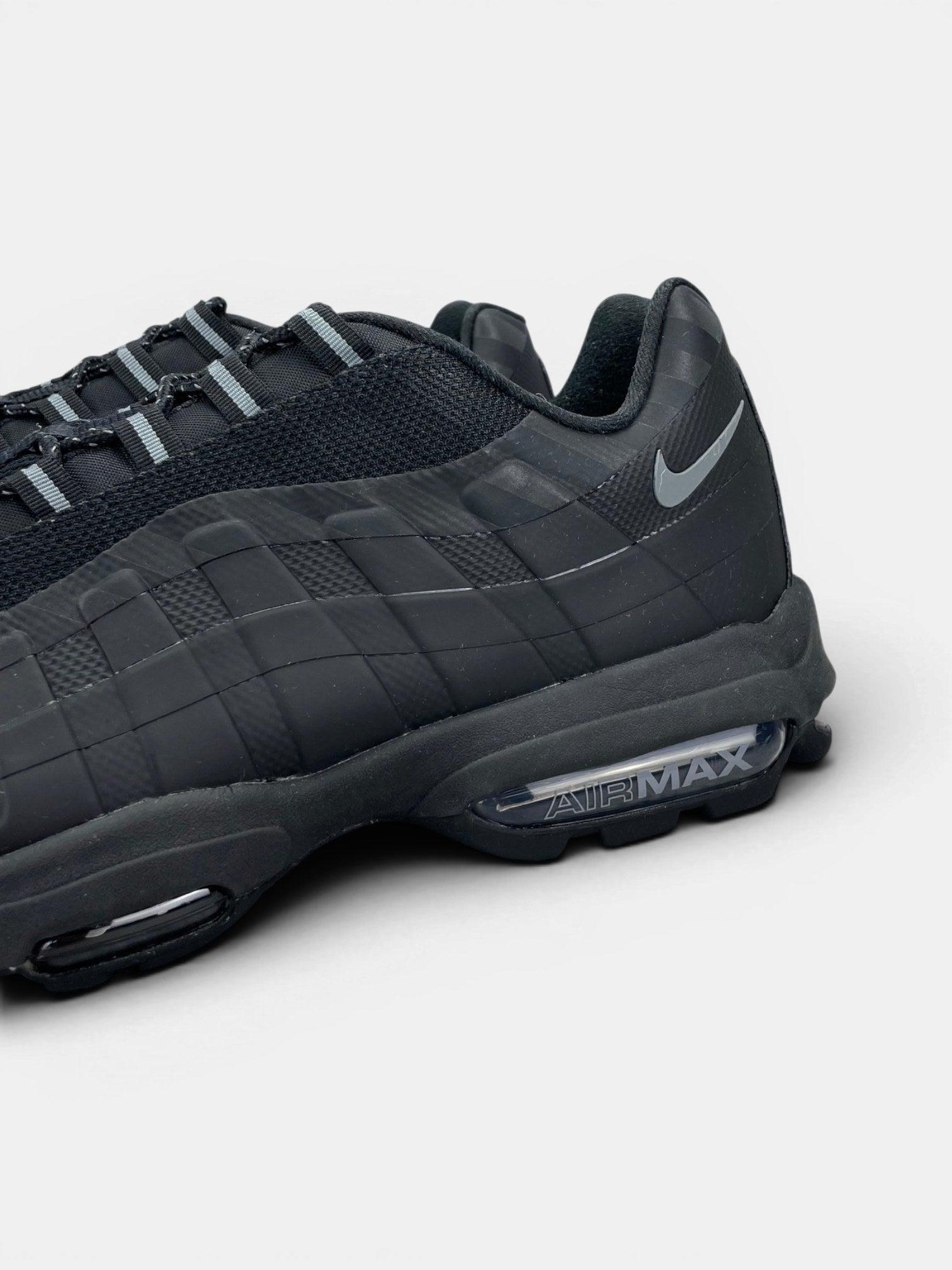 Nike Air Max 95 Ultra “Black / Grey” Ultra Black Grey — buty sportowe męskie w bardzo dobrym stanie rozmiar 46, opcjonalne zdjęcie 1