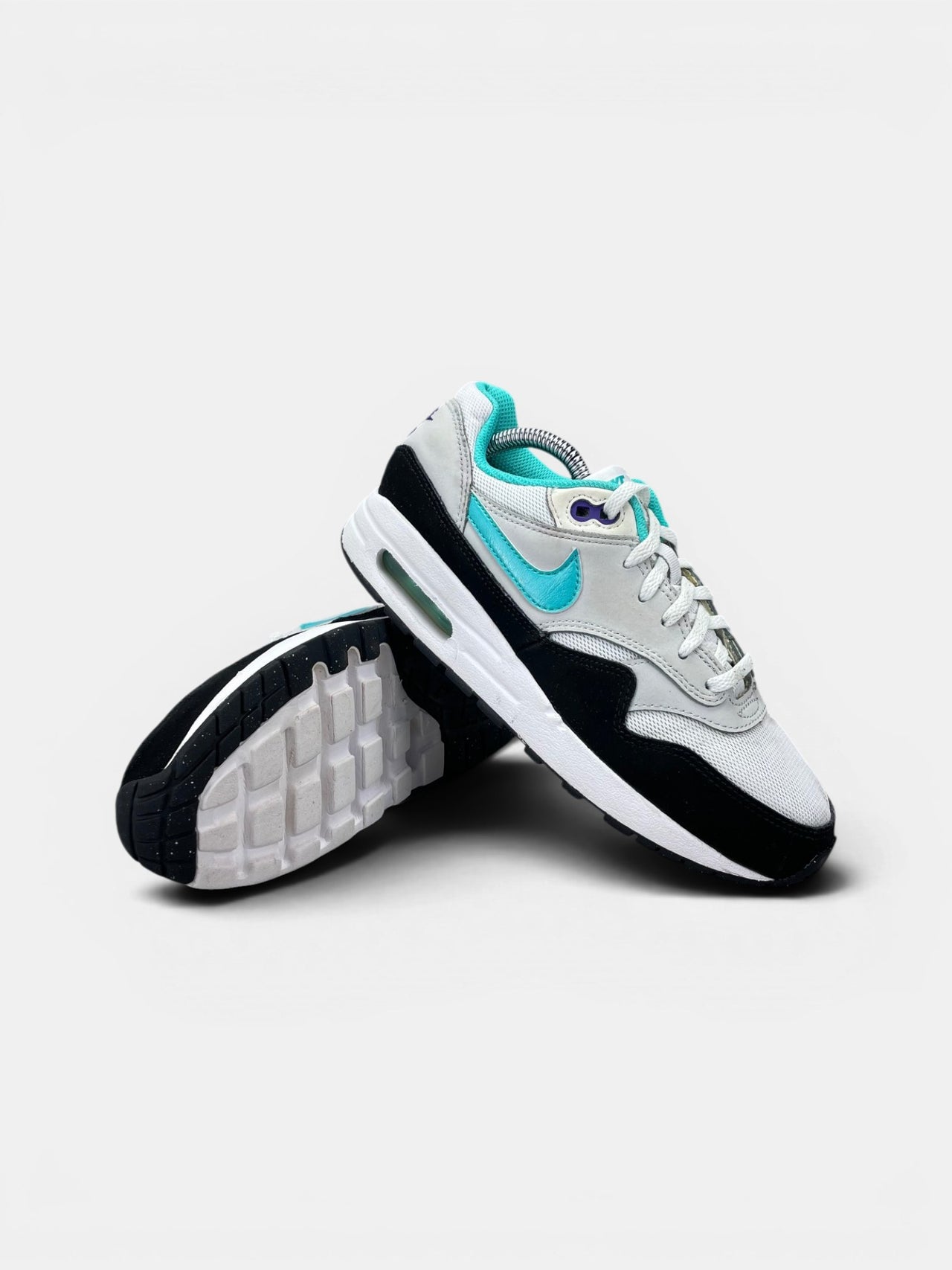 Nike Air Max 1 Tropical Twist — buty sportowe damskie w bardzo dobrym stanie rozmiar 38.5, boczny profil