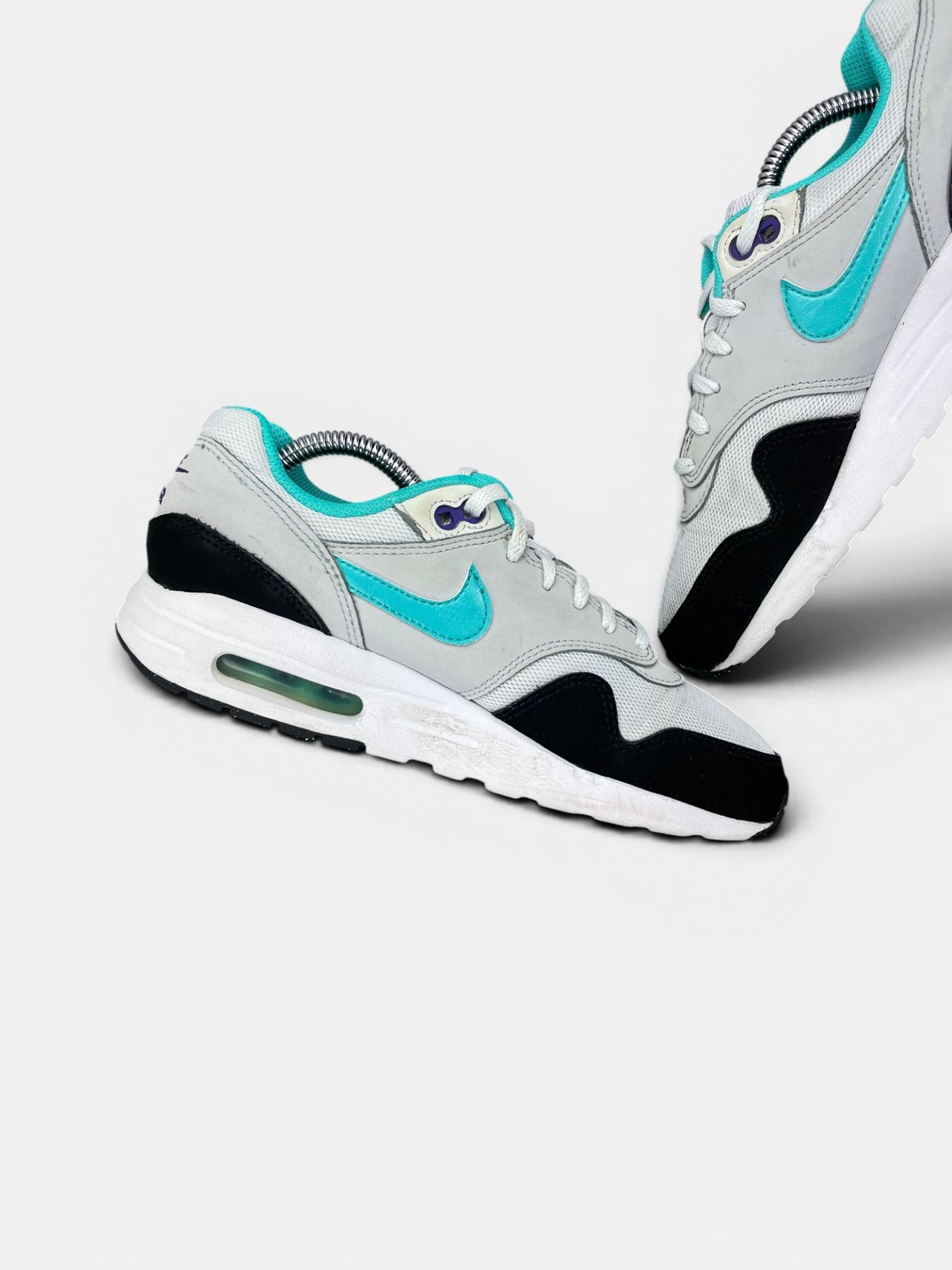Nike Air Max 1 Tropical Twist — buty sportowe damskie w bardzo dobrym stanie rozmiar 38.5, wewnętrzny panel lewego buta