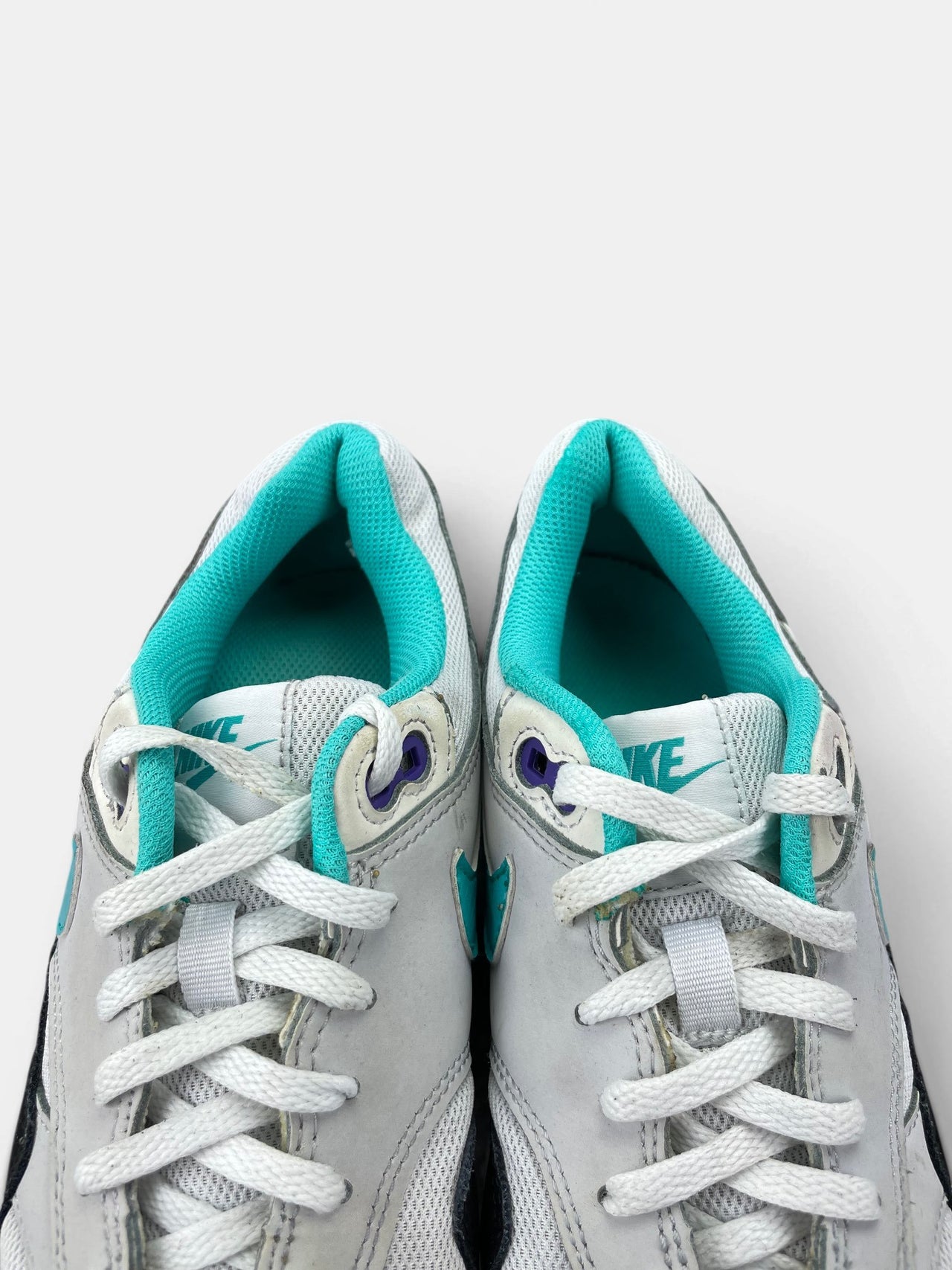 Nike Air Max 1 Tropical Twist — buty sportowe damskie w bardzo dobrym stanie rozmiar 38.5, zapiętki butów