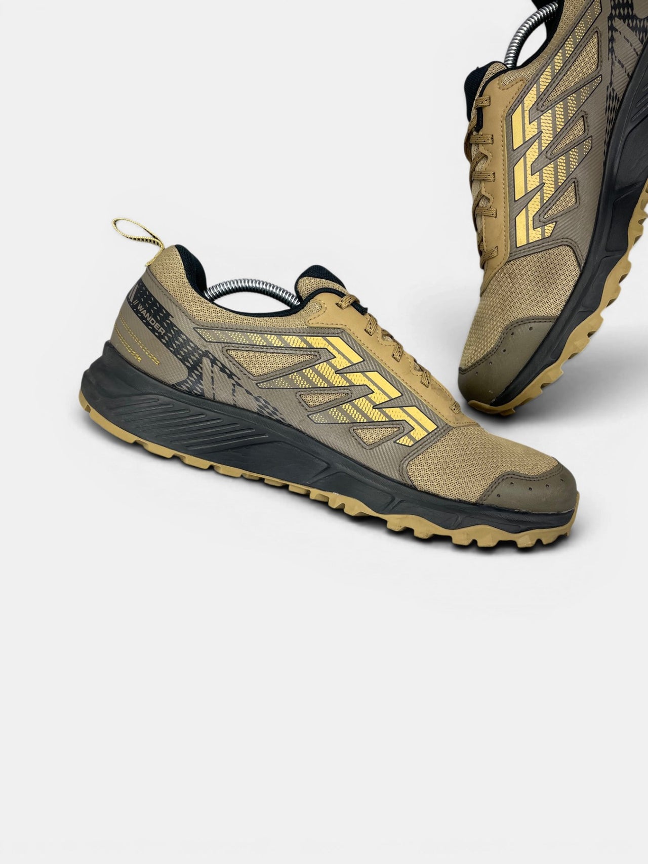 Salomon Wander GTX — buty sportowe męskie w bardzo dobrym stanie rozmiar 46, wewnętrzny panel lewego buta