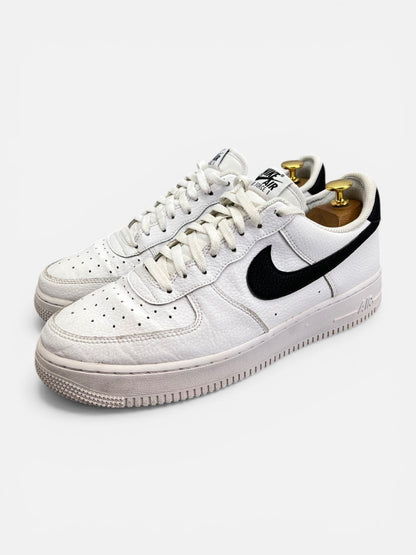 Nike Air Force 1 Low White/Black — buty sportowe męskie w bardzo dobrym stanie rozmiar 45, widok z boku