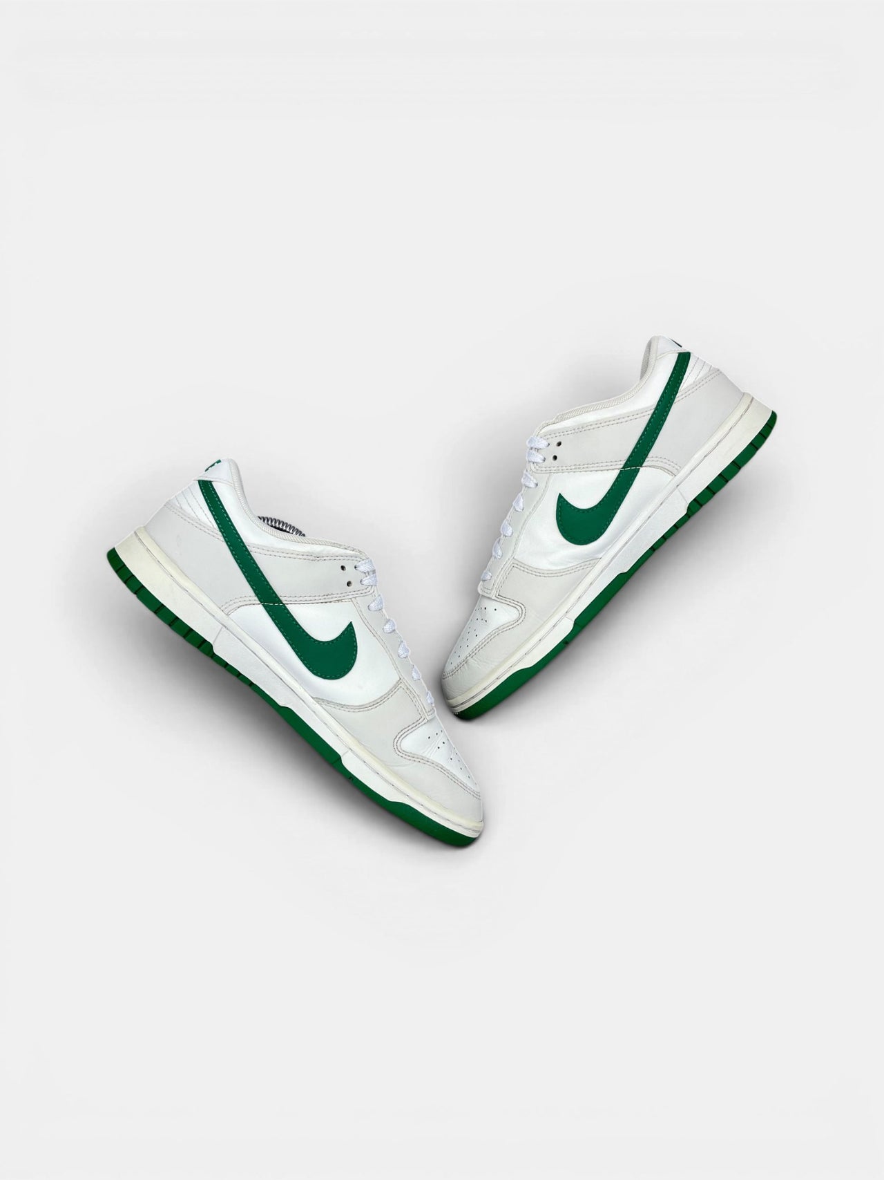 Nike Dunk Low Retro Malachite — buty sportowe męskie w bardzo dobrym stanie rozmiar 41, widok z góry na wewnętrzną stronę butów