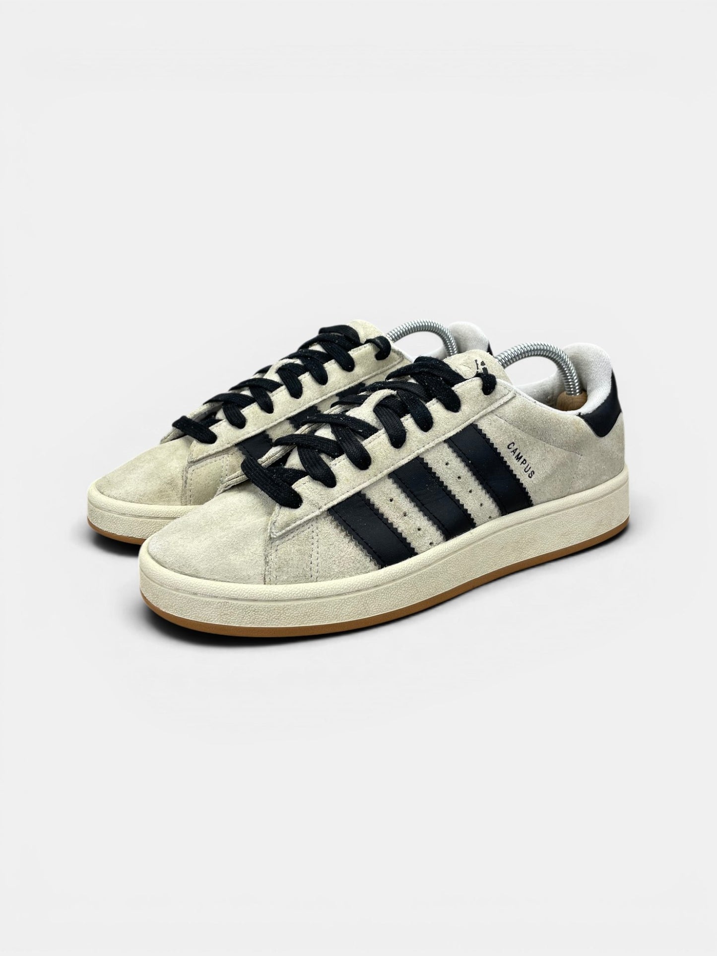 Adidas Campus 00s Crystal White Black — buty sportowe męskie w bardzo dobrym stanie rozmiar 41 1/3, widok z boku