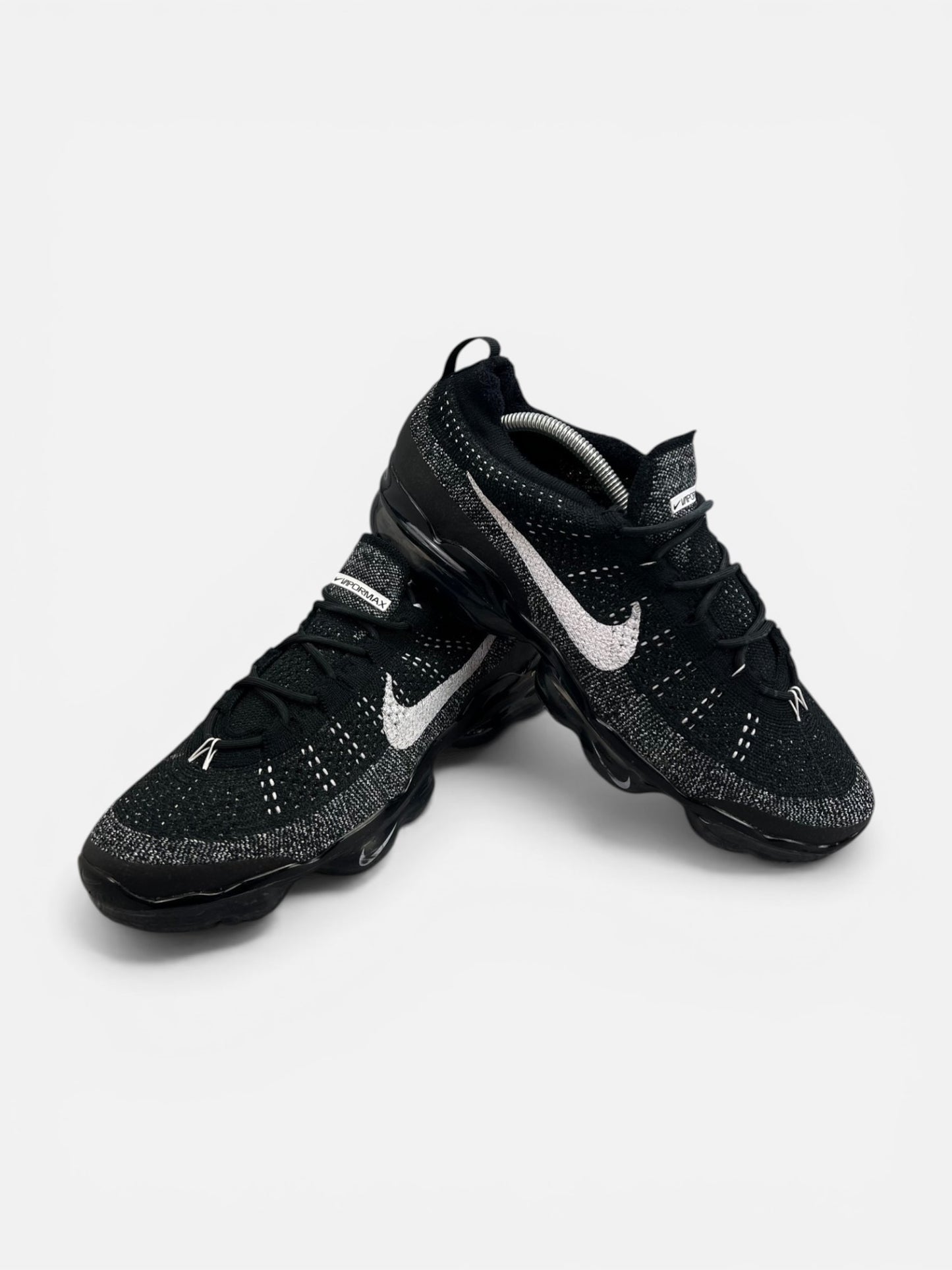 Nike Air VaporMax 2023 Flyknit Oreo - buty sportowe, boczny profil