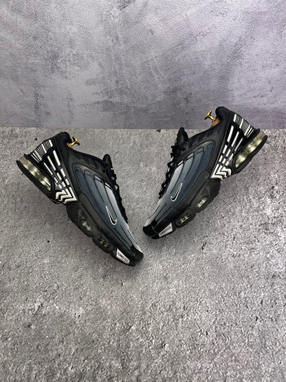 Nike Air Max Plus 3 'Black White' Black White - buty sportowe, widok z góry na zewnętrzną stronę butów