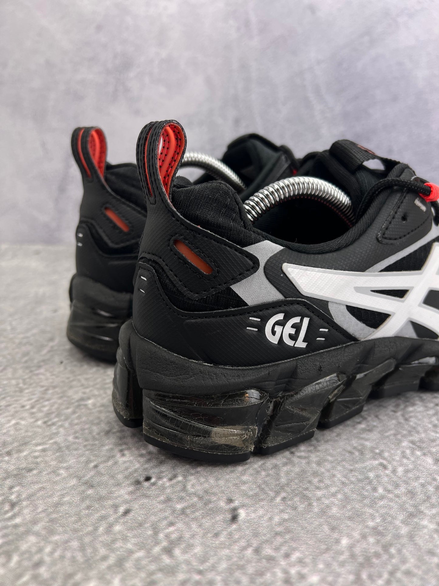 ASICS GEL-Quantum 180 1201B011 - buty sportowe, wewnętrzny panel prawego buta