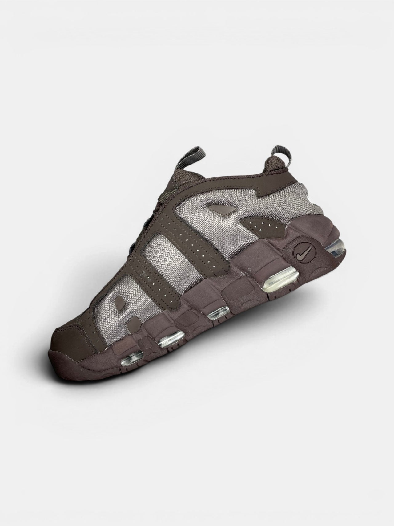 Nike Air More Uptempo Low Baroque Brown — buty sportowe męskie w bardzo dobrym stanie rozmiar 44, wewnętrzny panel prawego buta