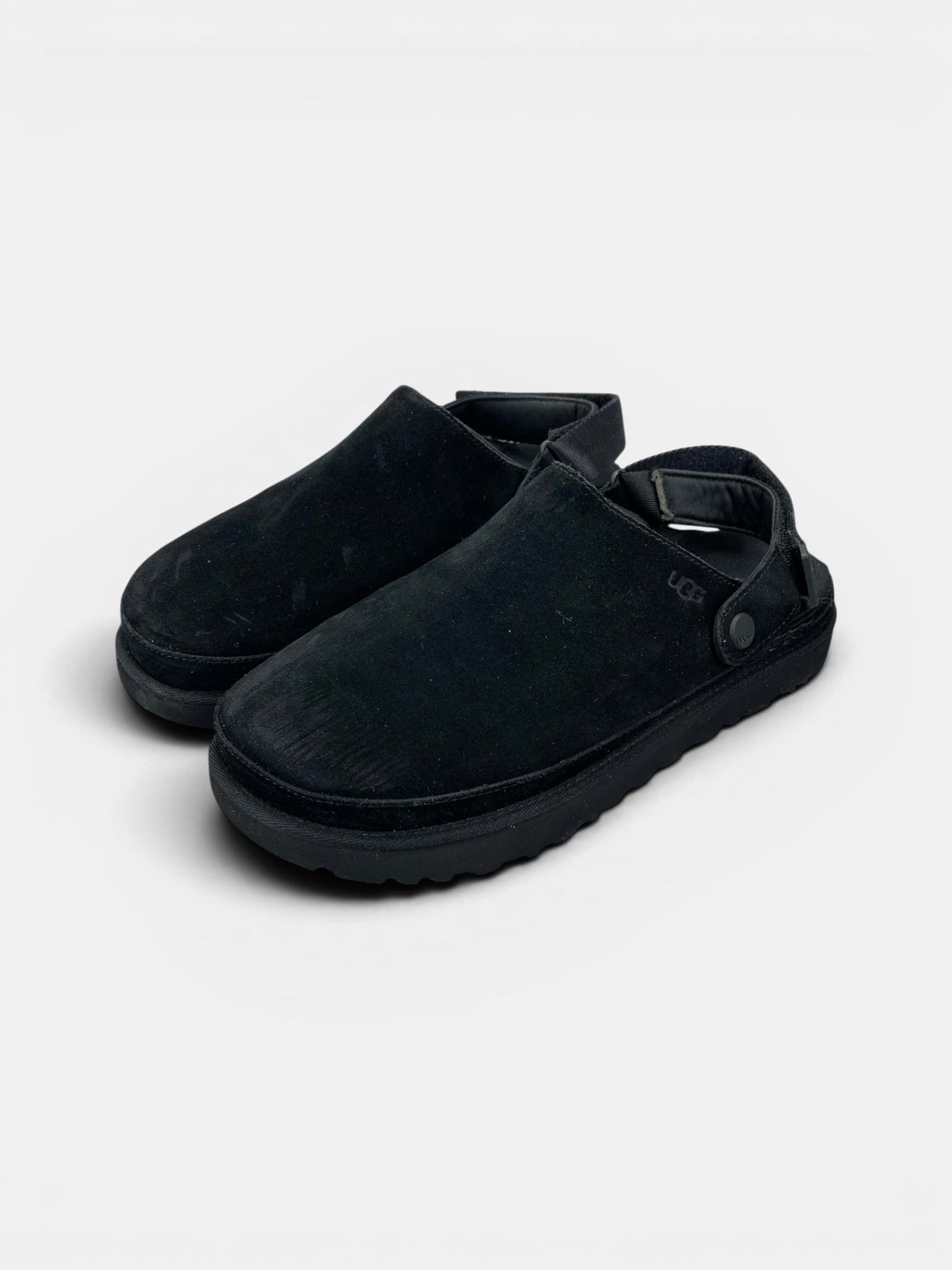 UGG Goldenstar Clog — buty sportowe męskie w bardzo dobrym stanie rozmiar 43, widok z boku