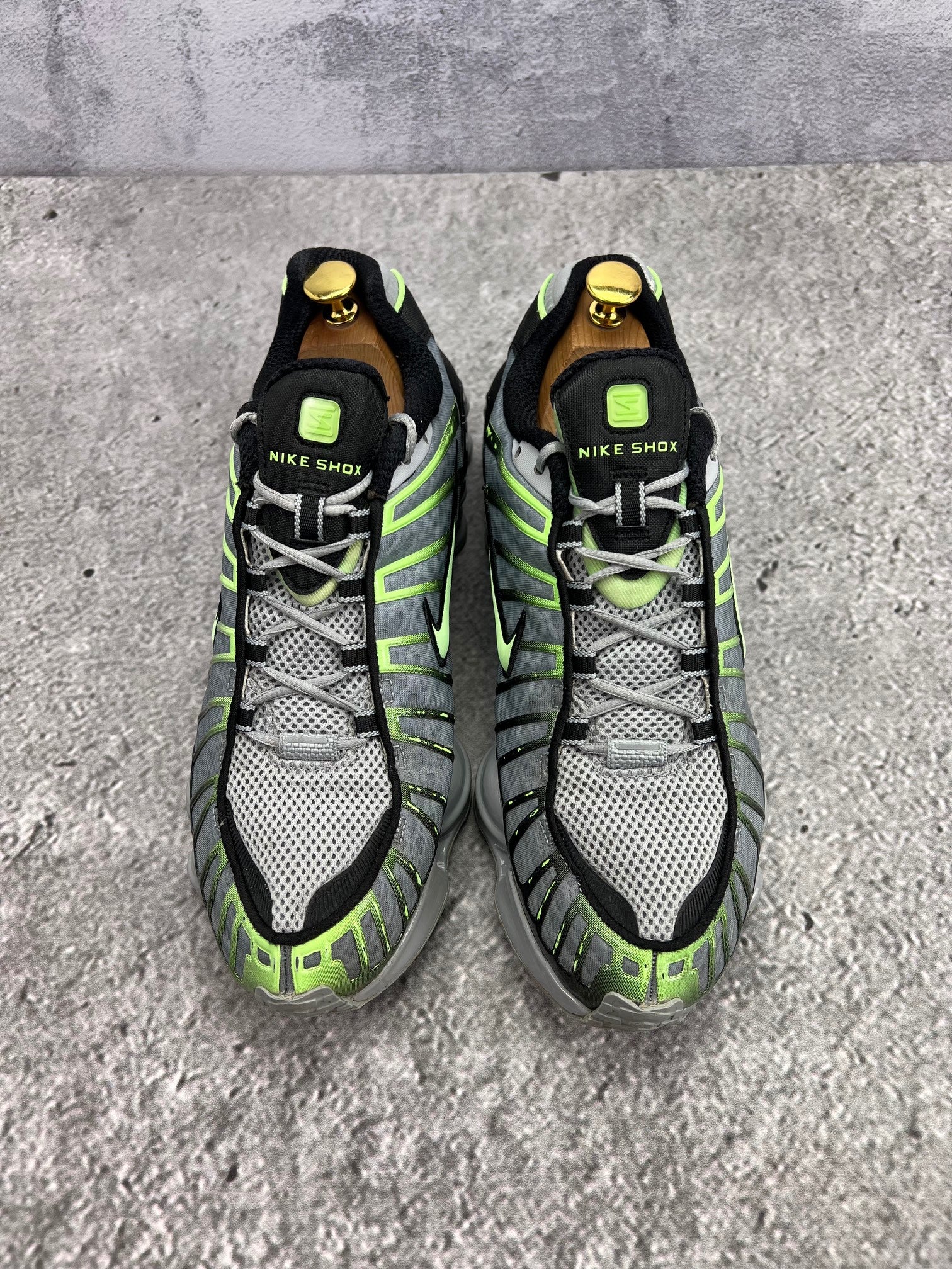Nike Shox TL Wolf Grey Lime - buty sportowe, podeszwa