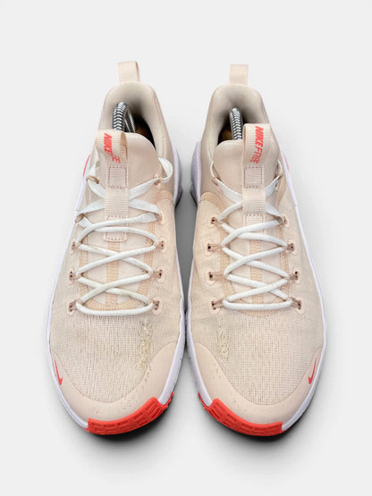 Nike Free Metcon 6 Guava Ice — buty sportowe damskie w bardzo dobrym stanie rozmiar 38, zewnętrzny panel lewego buta